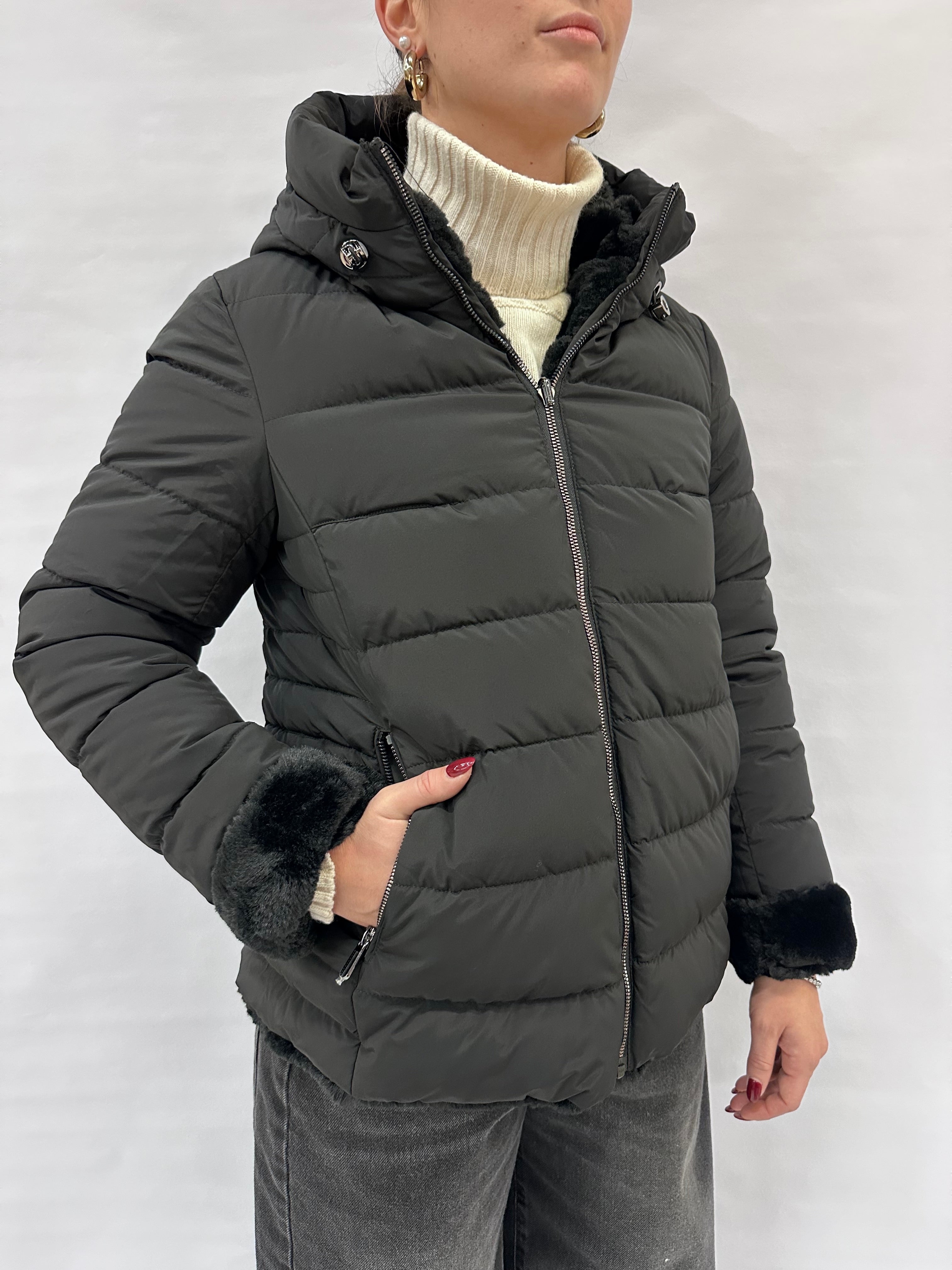 Piumino trapuntato corto COXI MODA reversibile a piumino trapuntato - COD: pellicciapiu