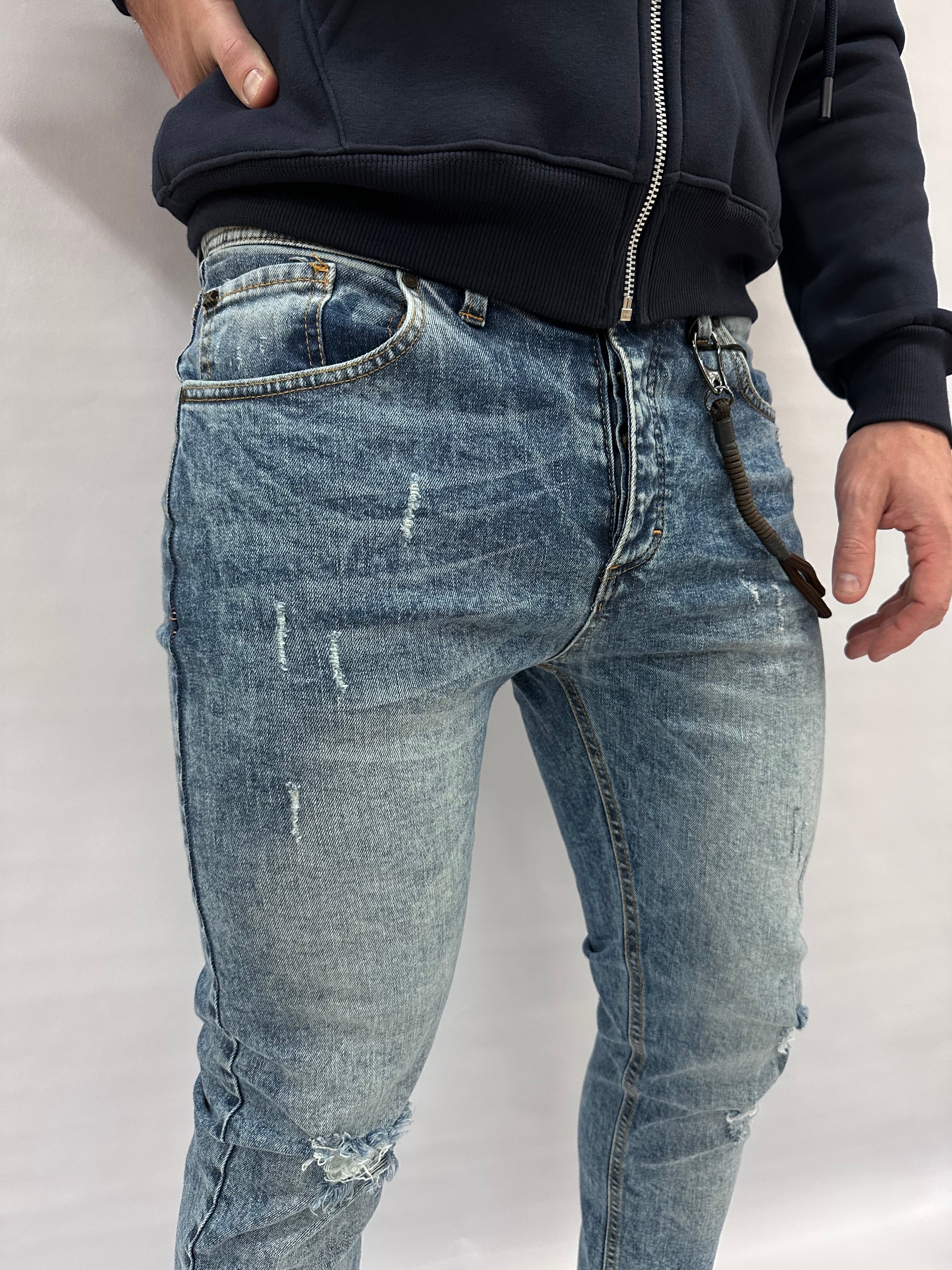 Jeans XAGON MAN slim, con strappi sulle ginocchia - COD: UMR252