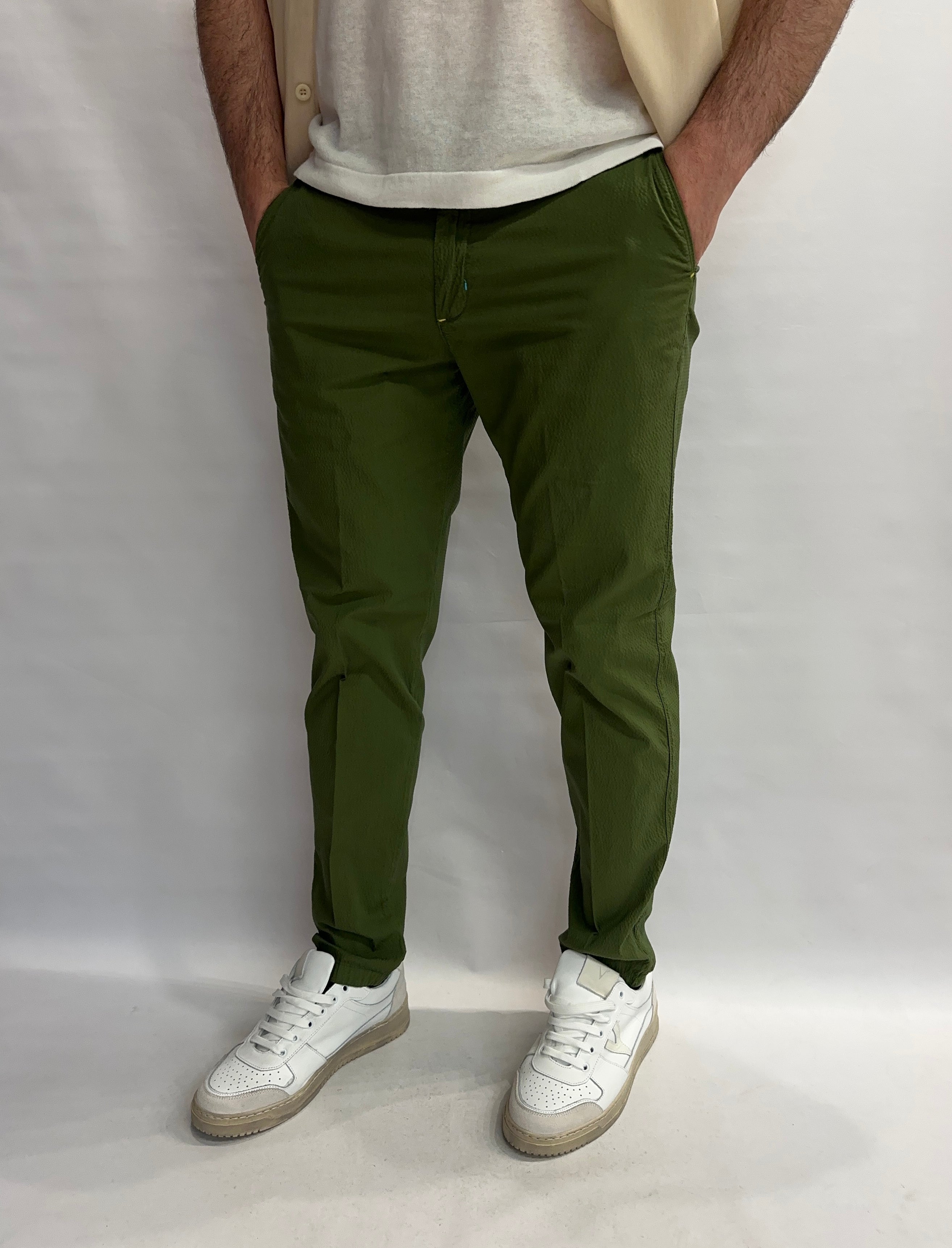 Pantalone BERNA modello chino in tessuto operato - COD: 261391318