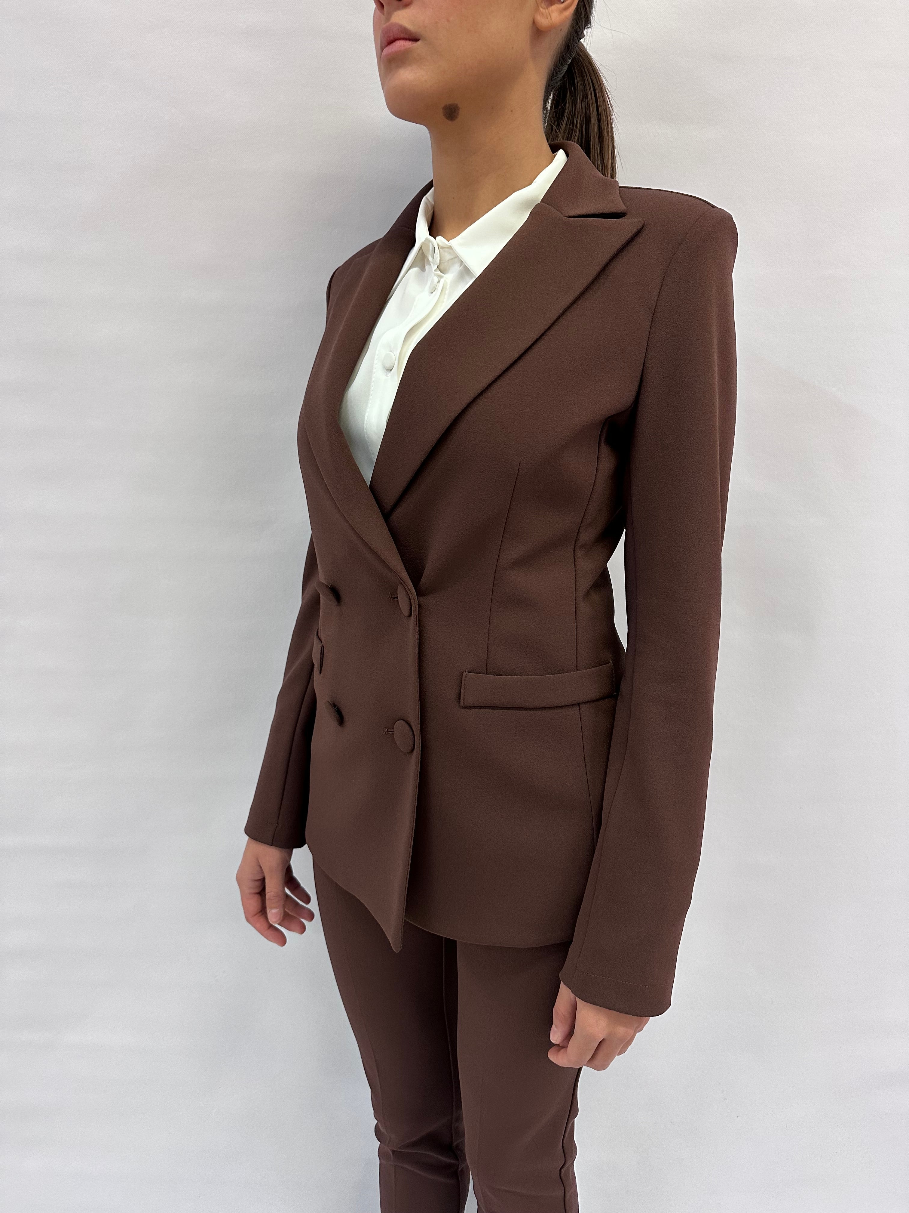 Giacca RINASCIMENTO in crêpe doppiopetto disponibile con due pantaloni coordinato - COD: CFC0125418003