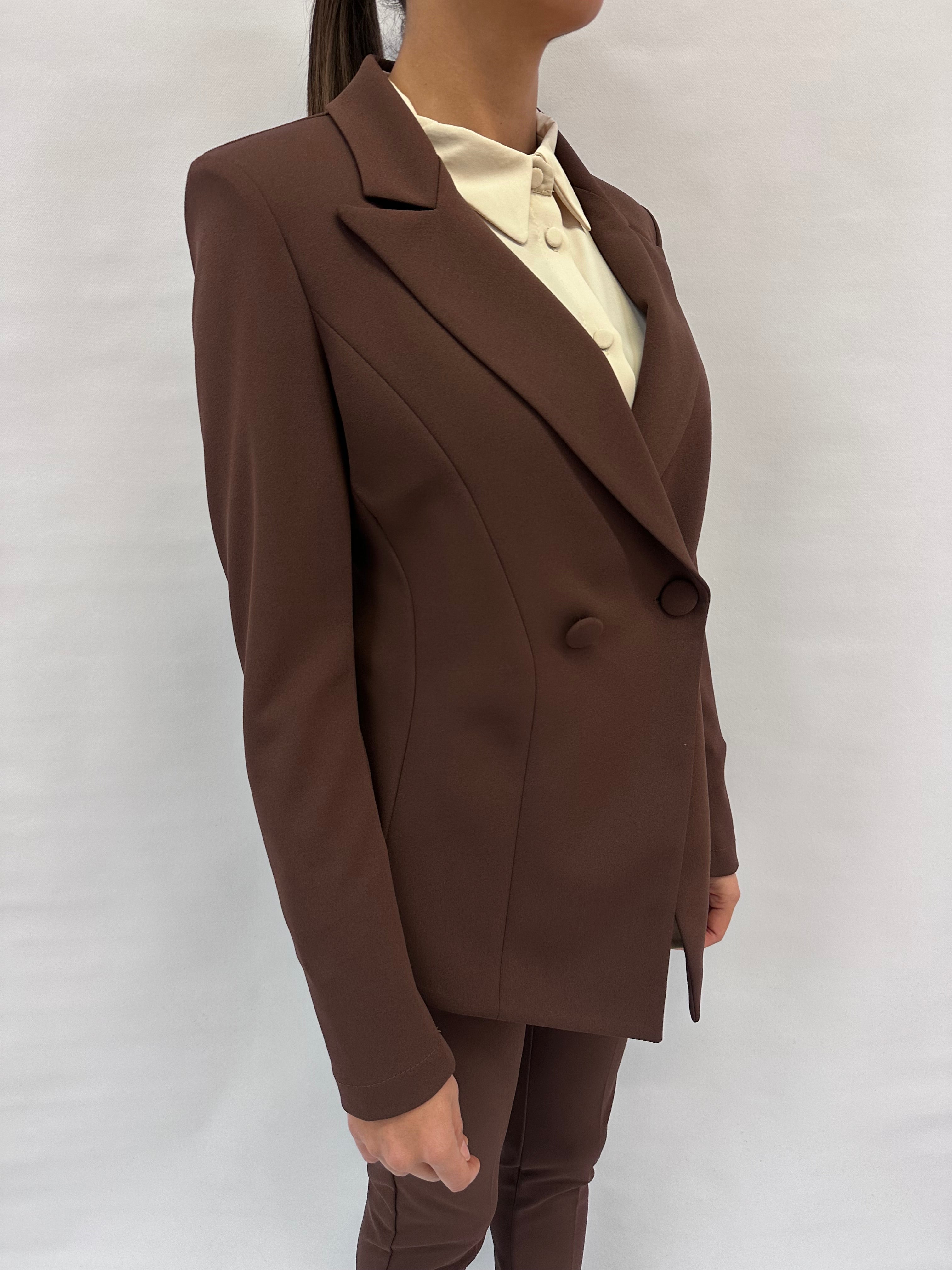 Giacca RINASCIMENTO in crêpe doppiopetto disponibile con due pantaloni coordinato - COD: CFC0126803003