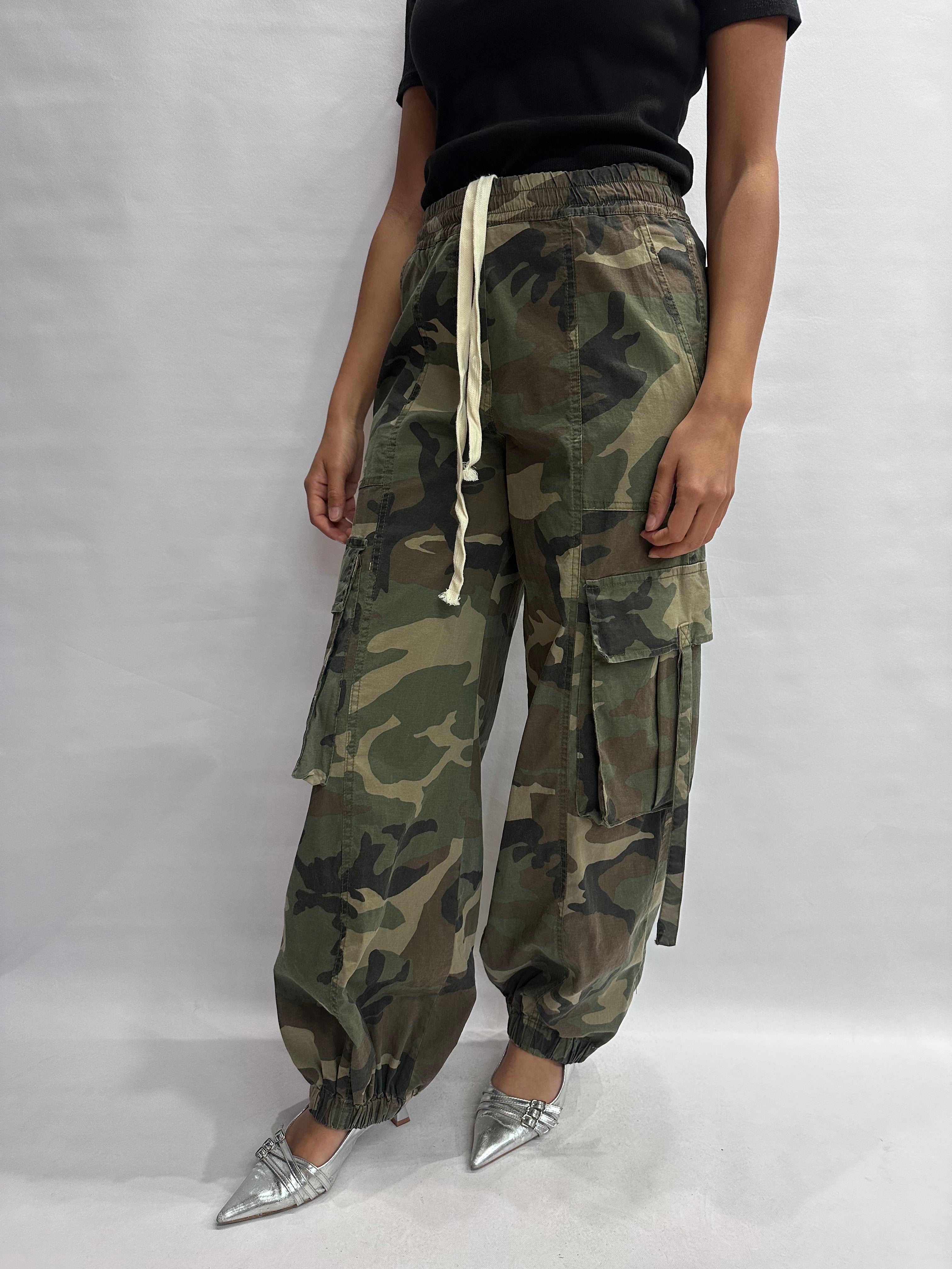 Pantalone TENSIONE IN modello "Balloon" cargo gamba ampia e fondo con elastico - COD: S26P510