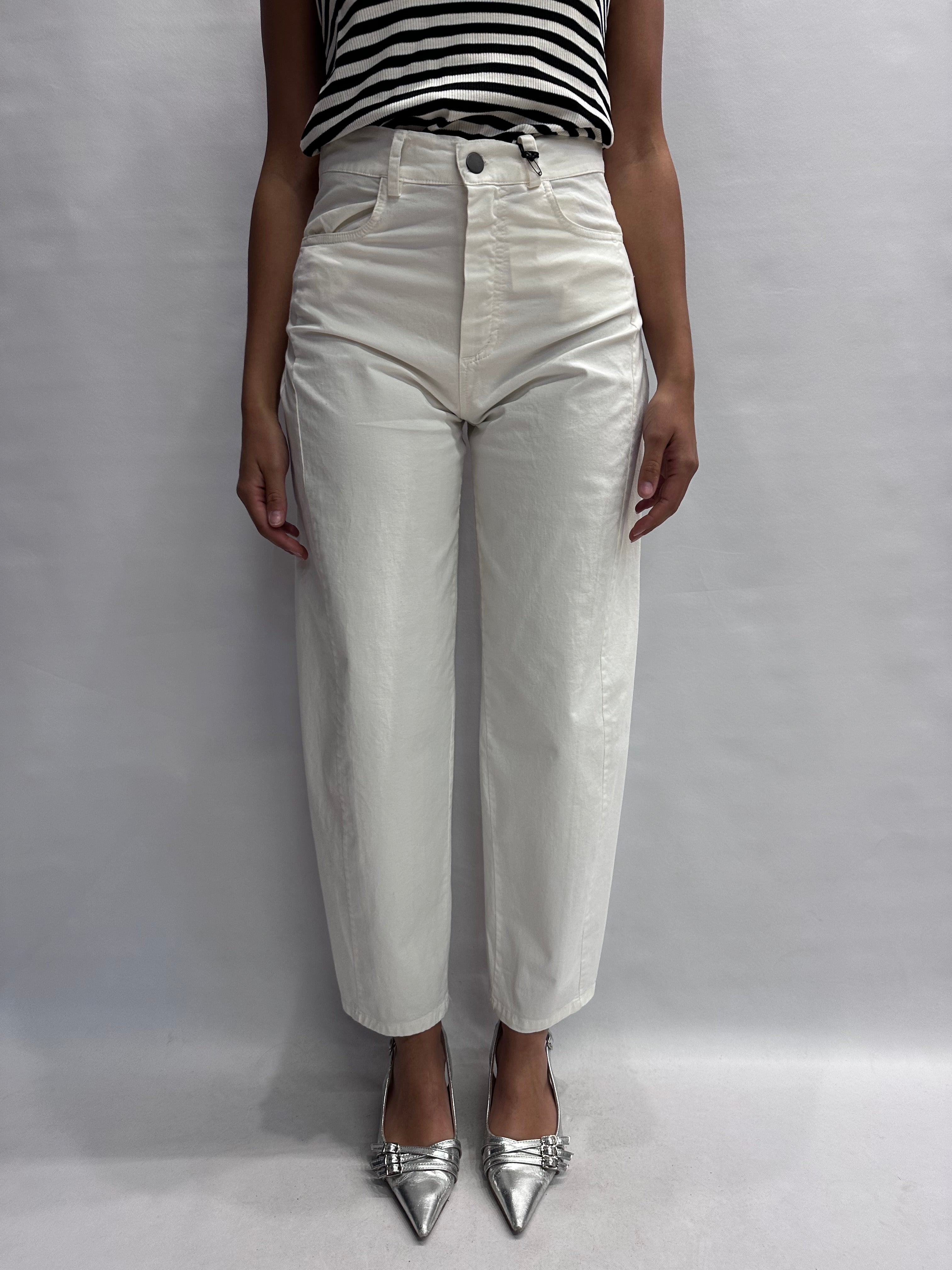 Pantalone TENSIONE IN linea ampia, leggermente arrotondata, fondo largo - COD: PA5533