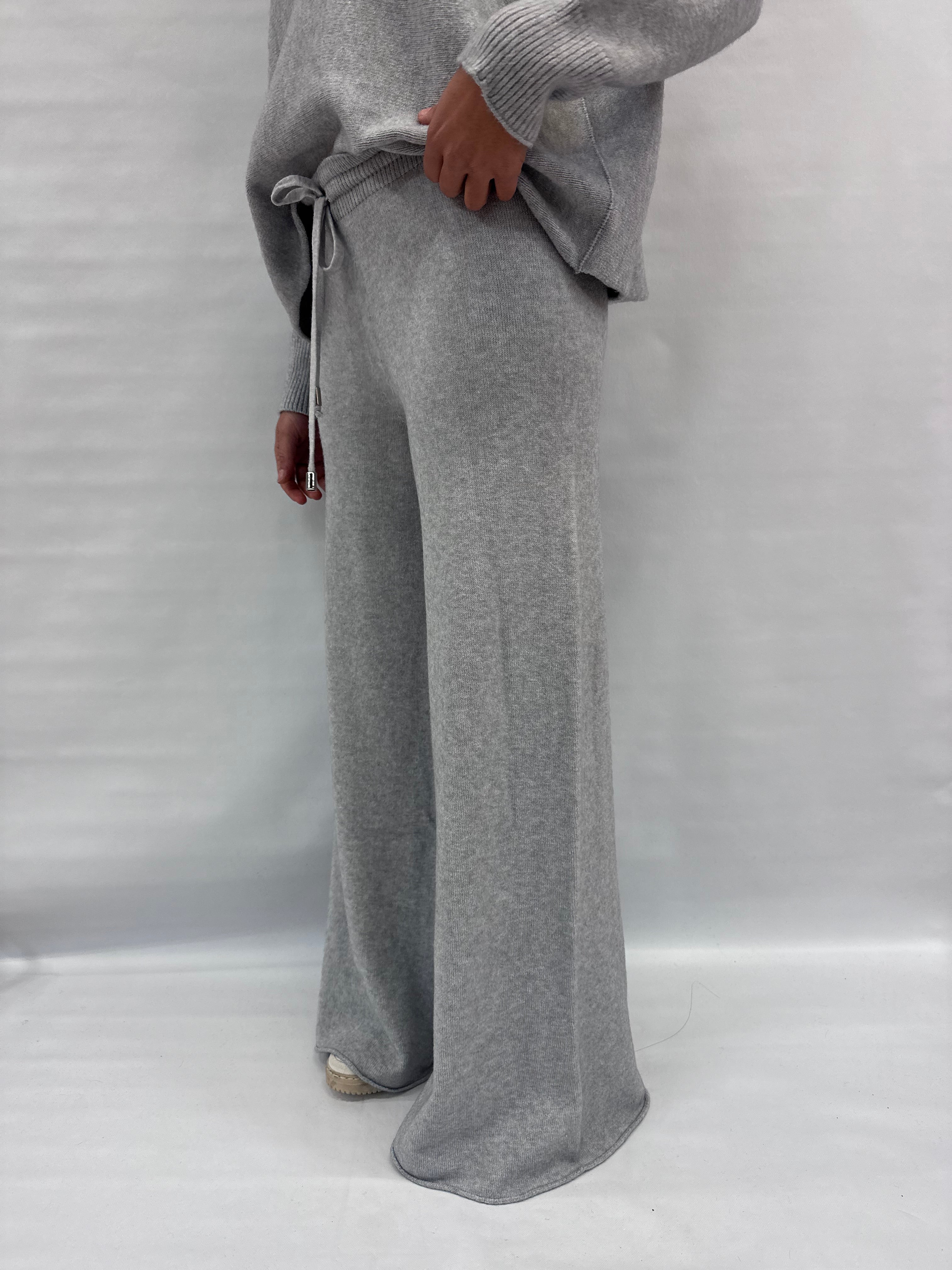 Pantalone BLUEJOINT in maglia a palazzo disponibile anche con maglia in coordinato COD: 370176