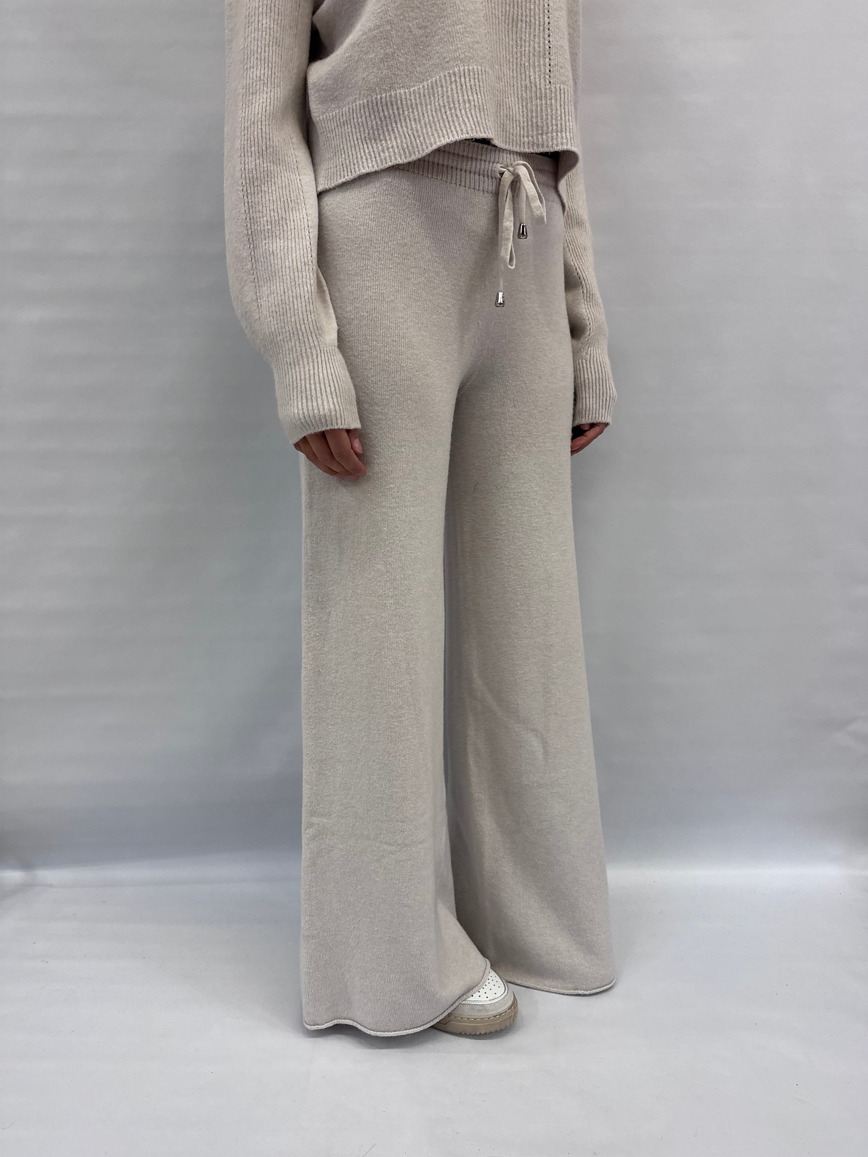 Pantalone BLUEJOINT in maglia a palazzo disponibile anche con maglia in coordinato COD: 370176