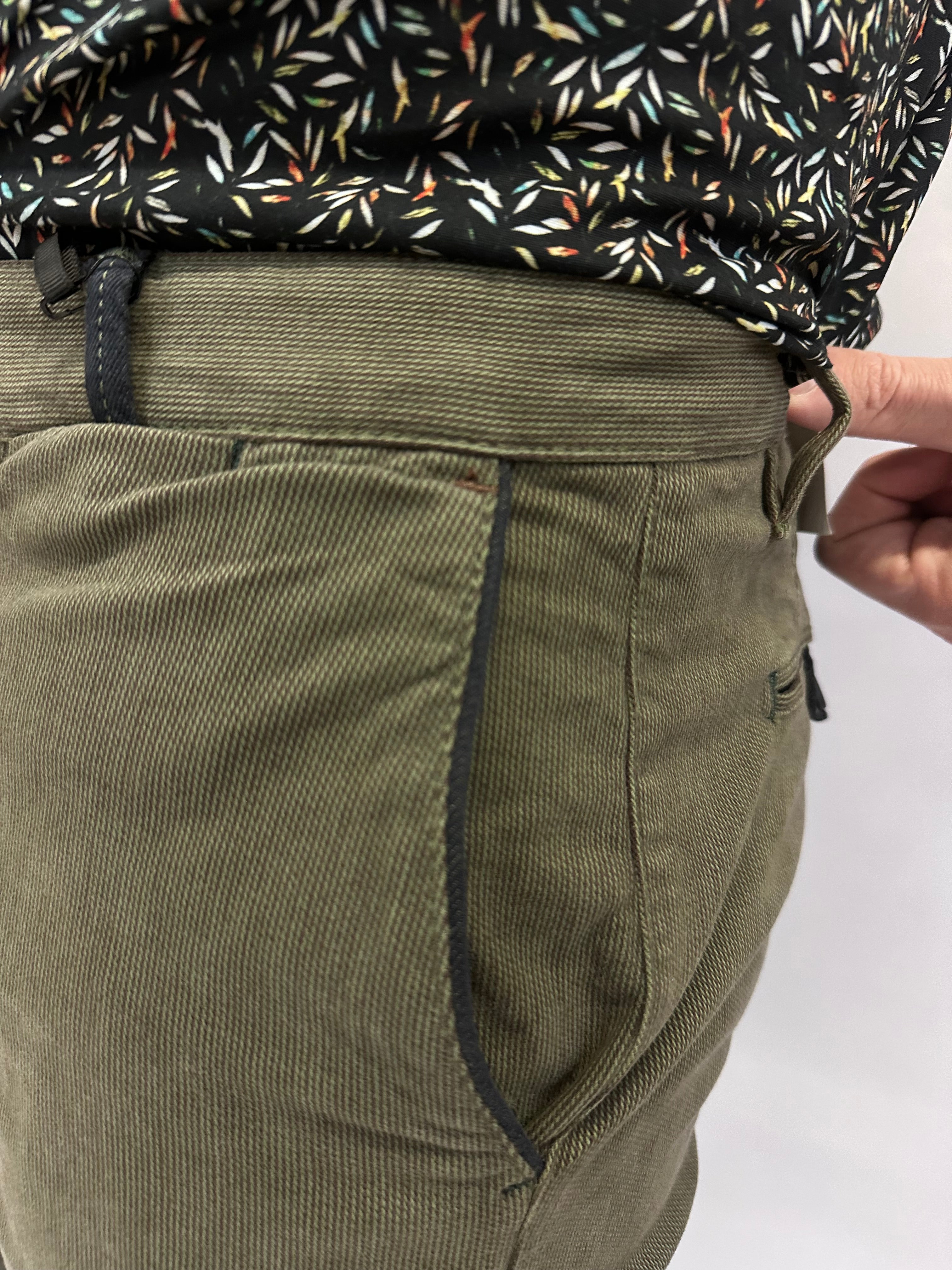 Pantalone BERNA modello chino - COD: 25210080