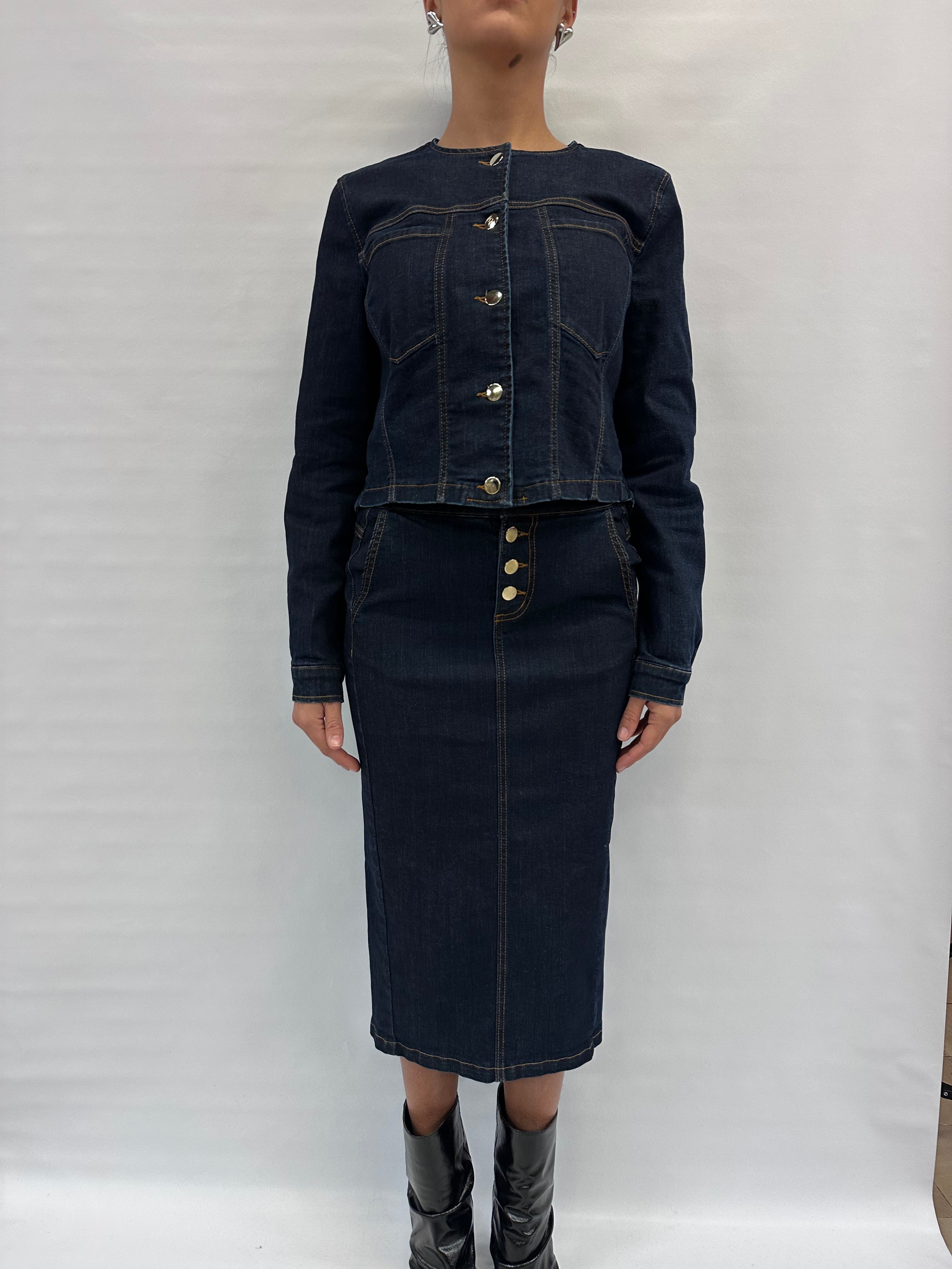 Coordinato RINASCIMENTO composto da gonna e giubbino in Jeans - Cod: CFC124962003 e CFC0124971003