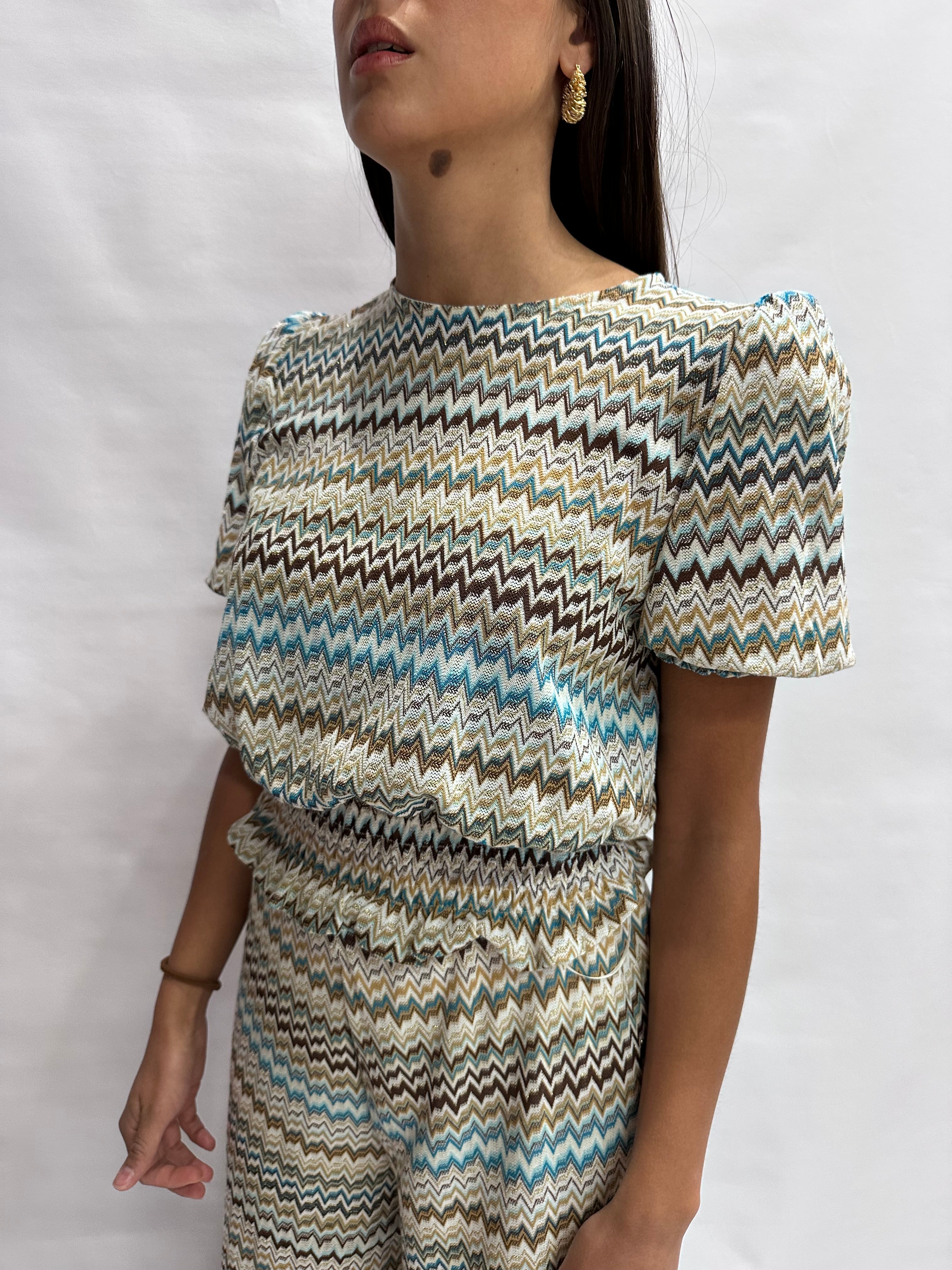 Casacca TENSIONE IN manica corta in trama missoni nei colori dell' Azzurro, COD: S26MD06
