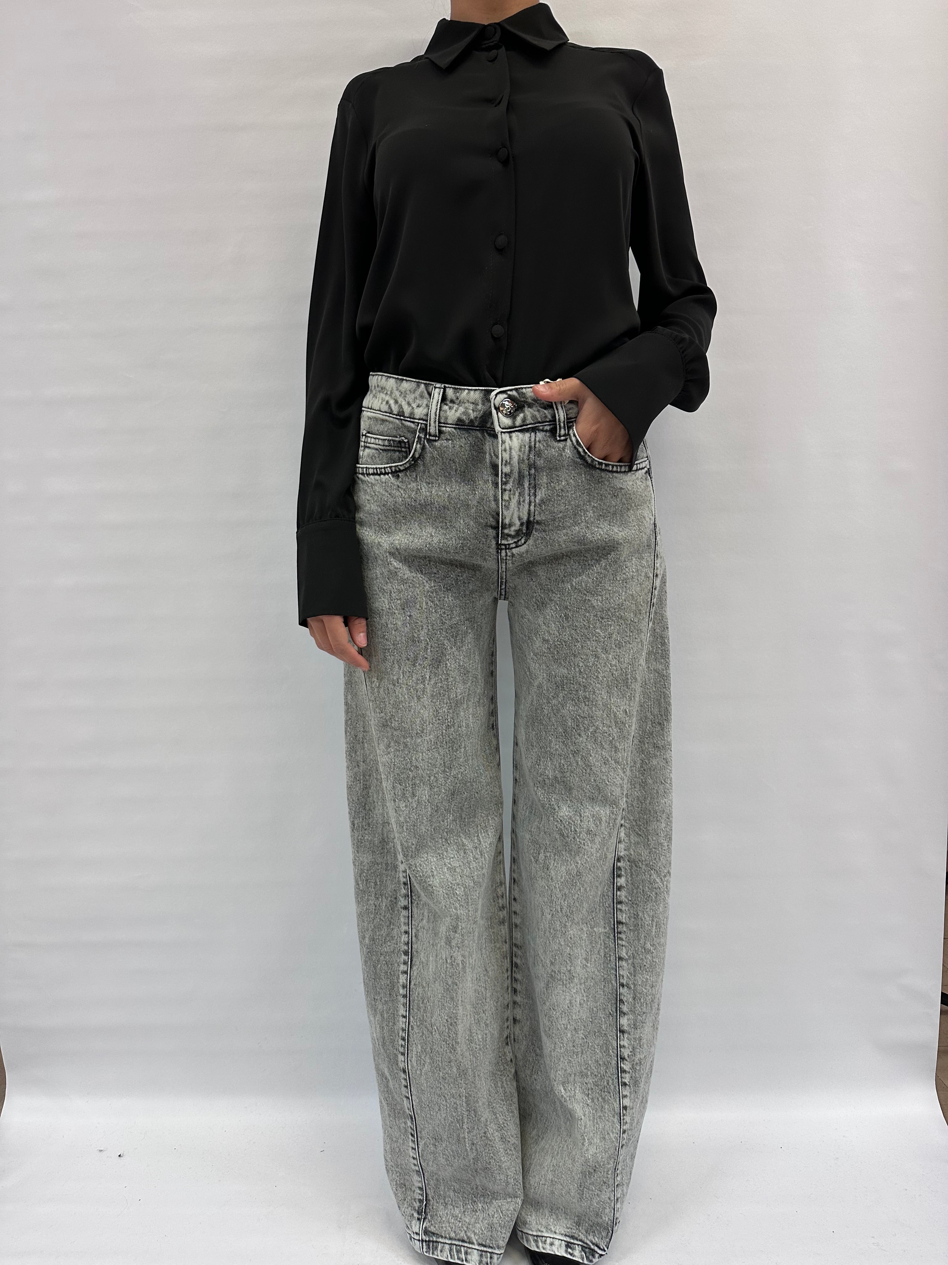 Jeans RINASCIMENTO gamba molto ampia - COD: CFC0125139003