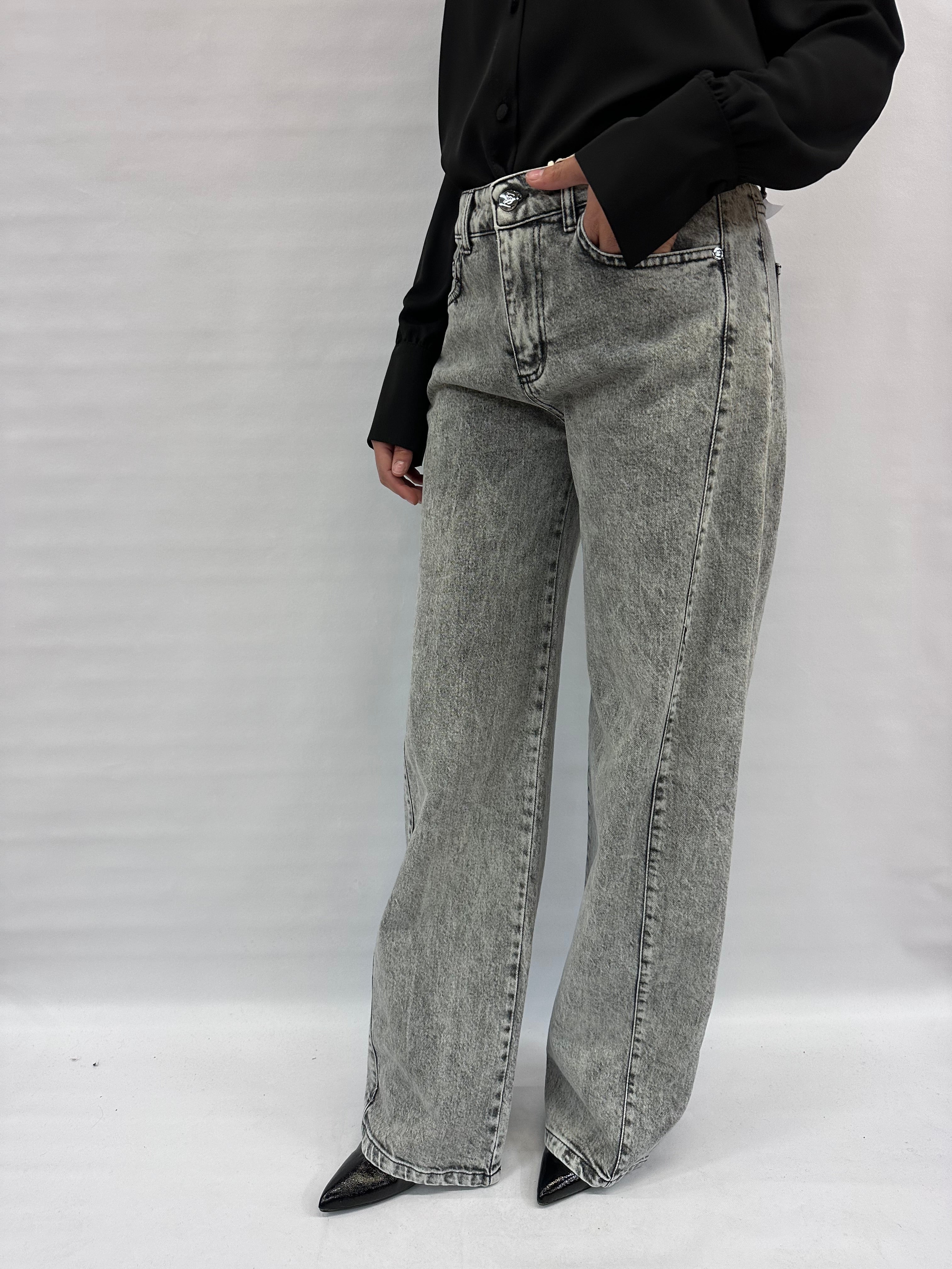 Jeans RINASCIMENTO gamba molto ampia - COD: CFC0125139003