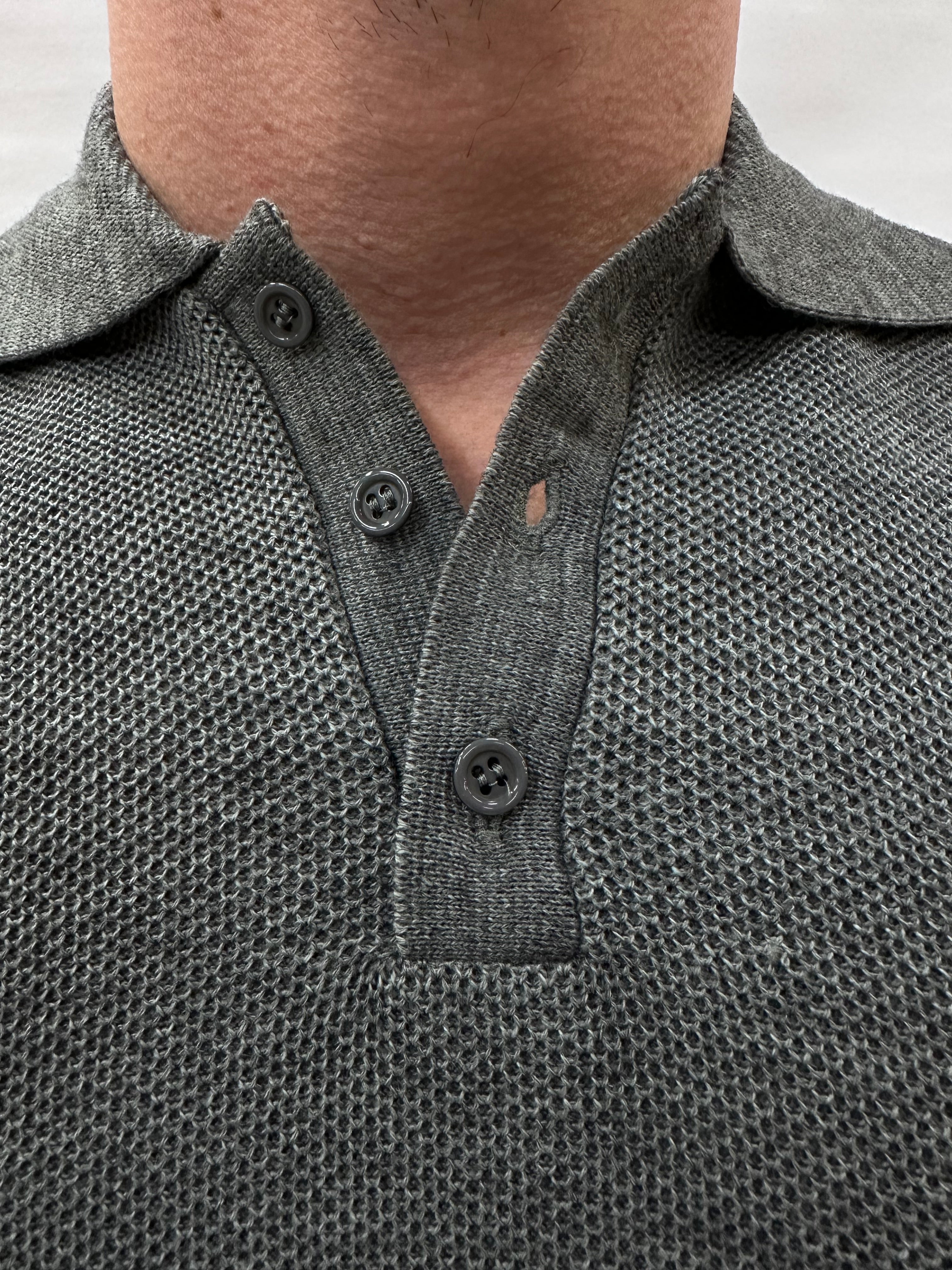 Maglione a polo BLUEJOINT aderente con bottoncini, Cod: 6493