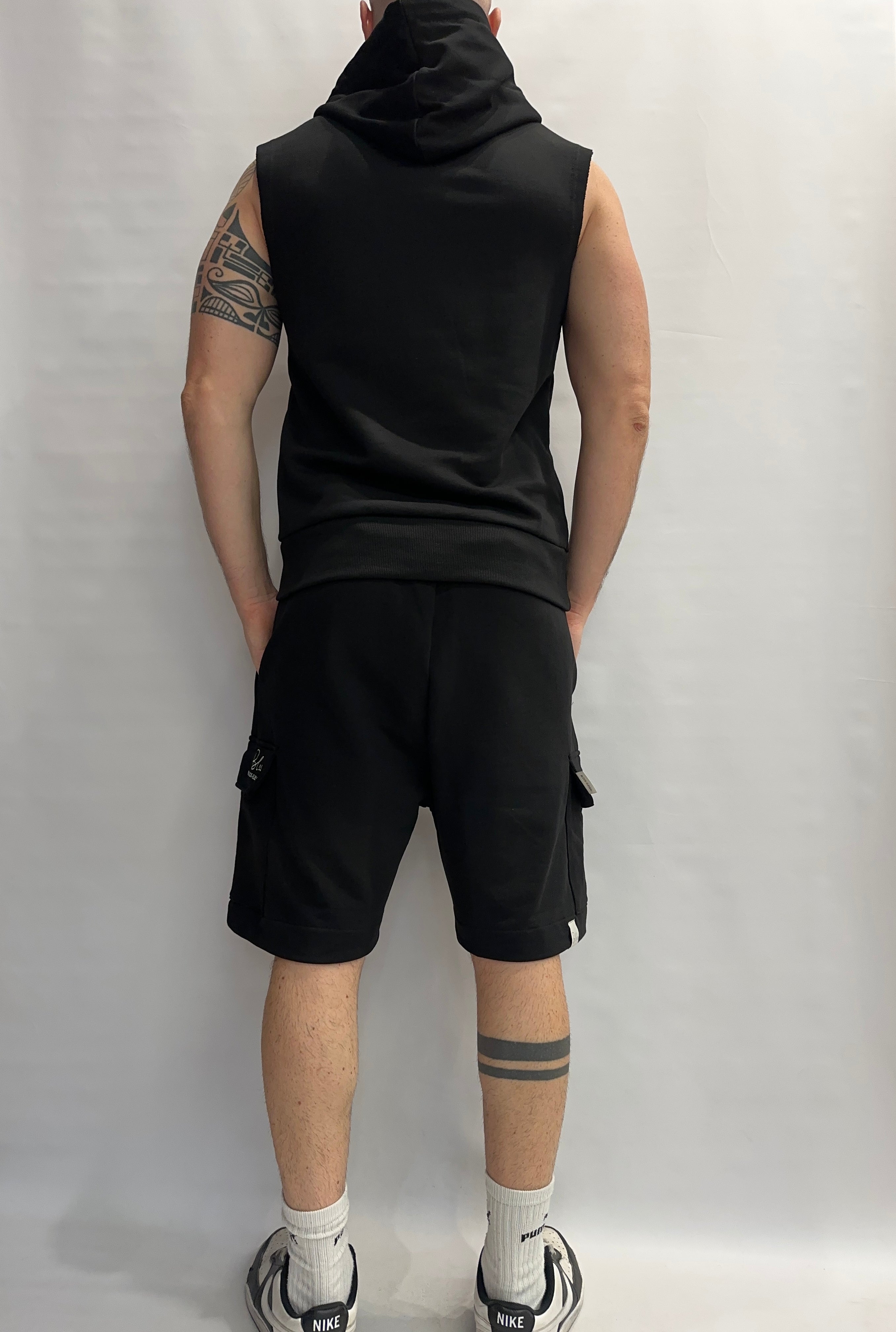 Coordinato BL11 composto da bermuda e smanicato , COD: 27BL050001 E 27BL060001