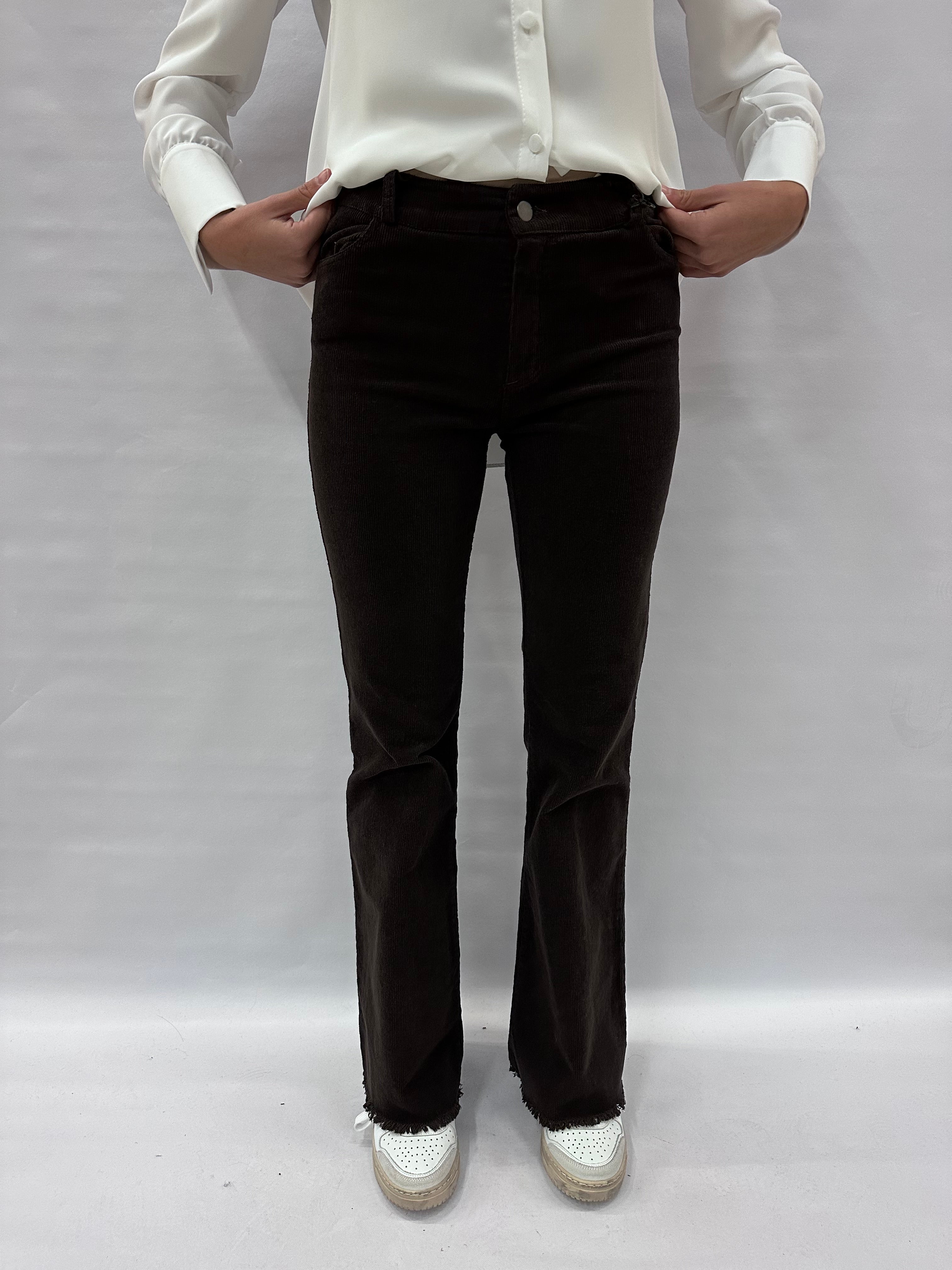 Pantalone TENSIONE IN in velluto a zampa COD: PA3778