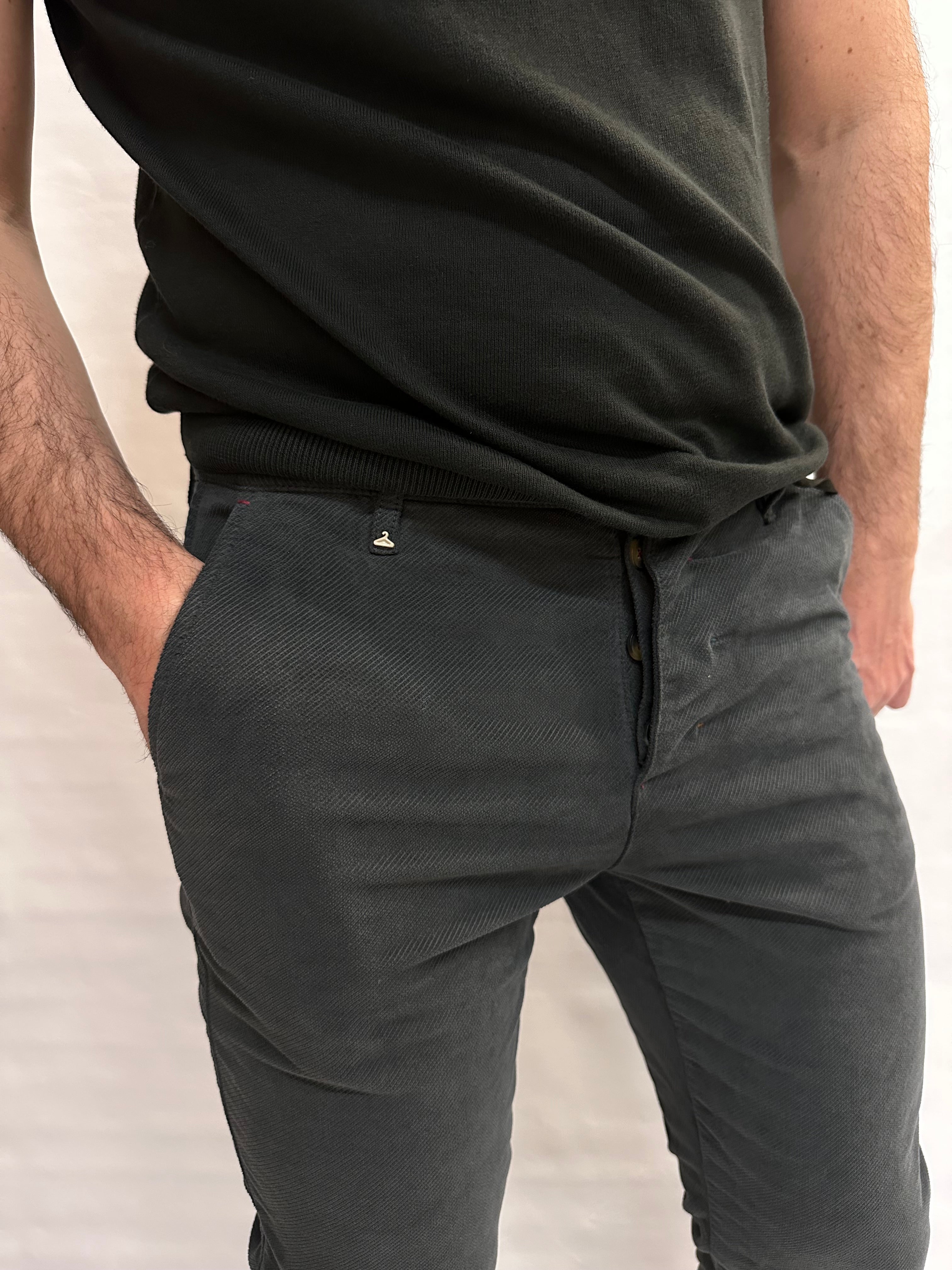 Pantalone BERNA modello chino in velluto armaturato - COD: 246101441