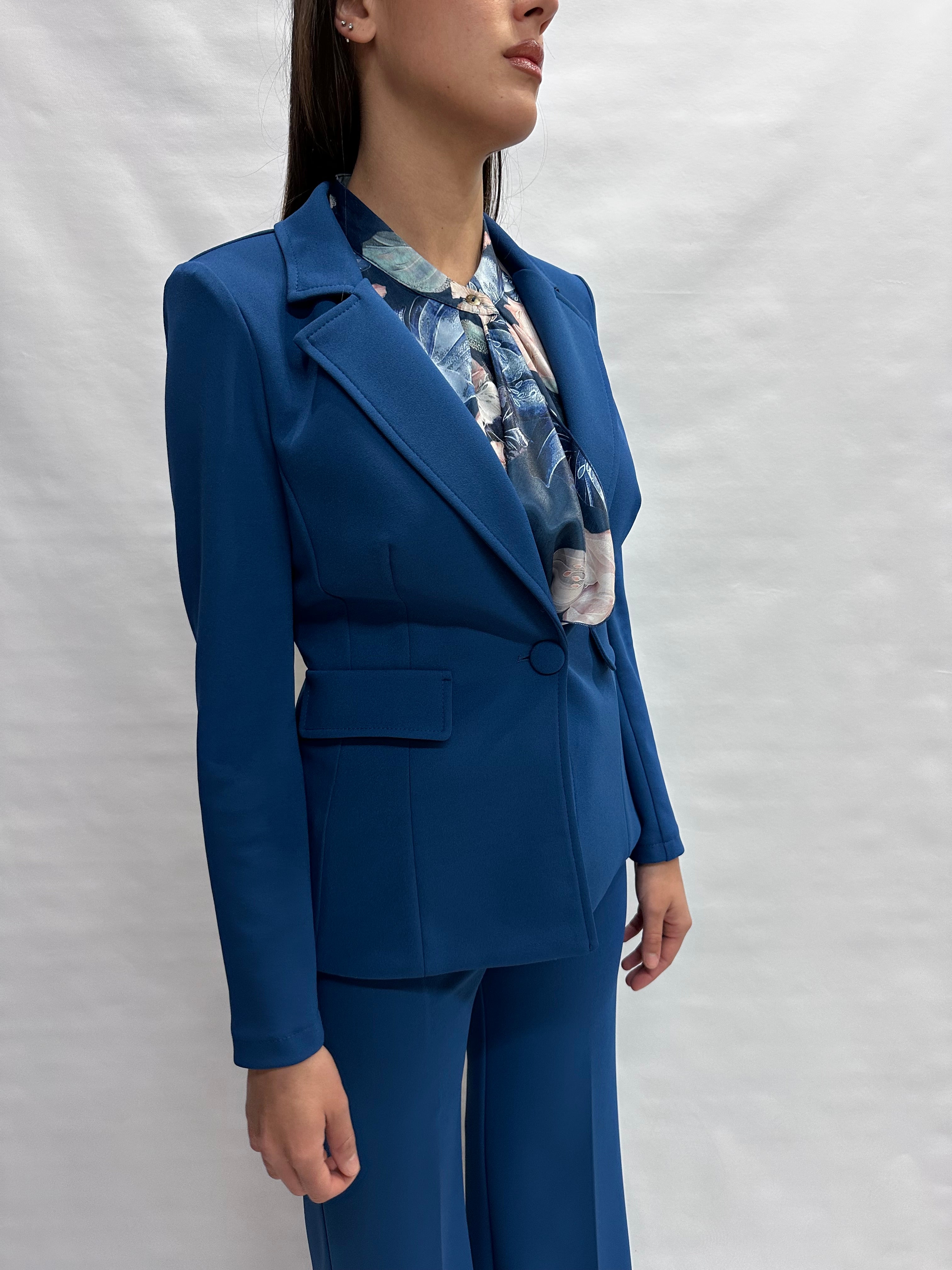 Giacca RINASCIMENTO in crêpe monopetto disponibile anche con tre pantaloni in coordinato - COD: CFC0125115003