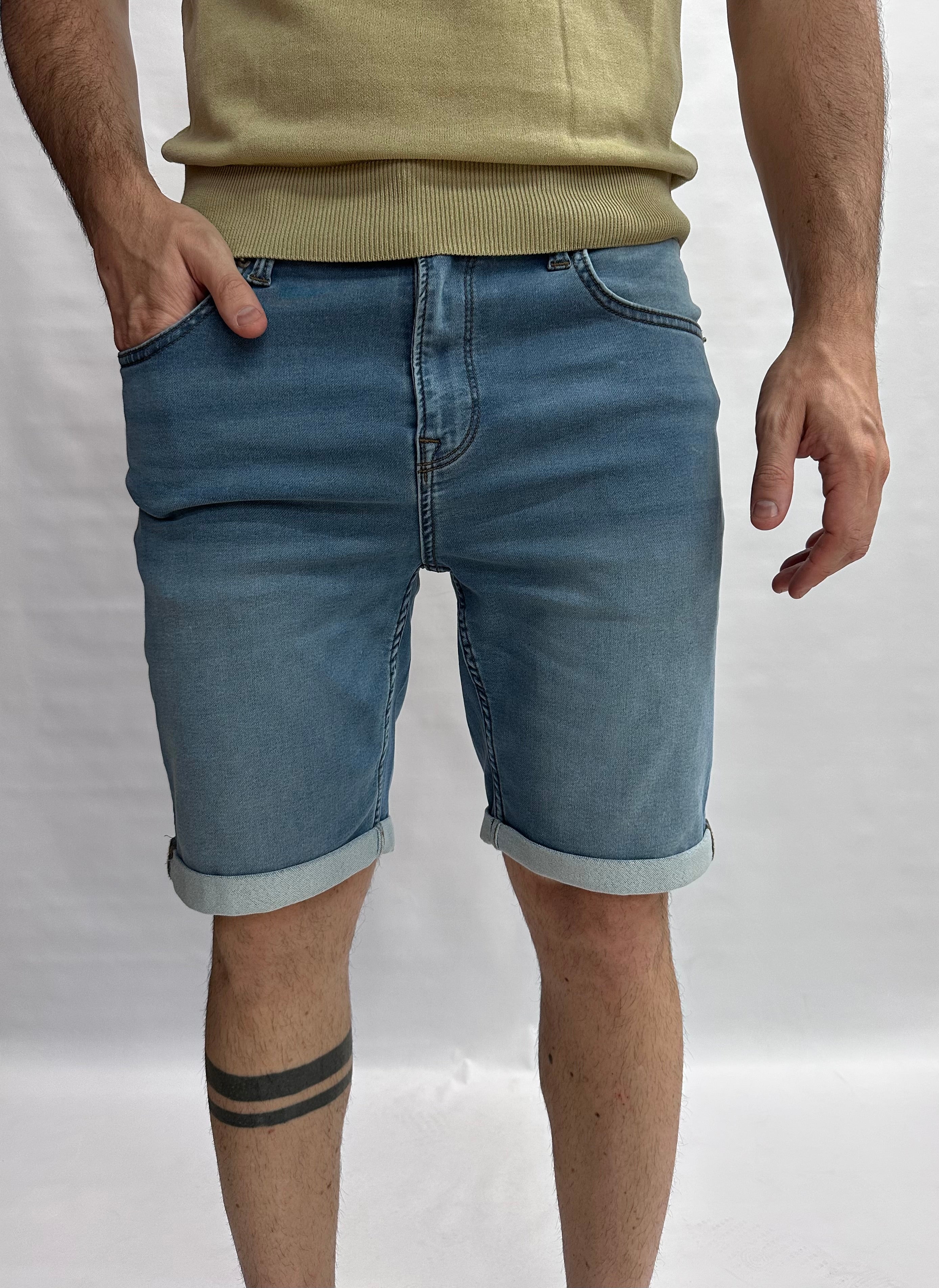 Bermuda ONLY&SONS asciutto di gamba, elasticizzato, con chiusura bottone e cerniera - COD: ONSPLYJOG