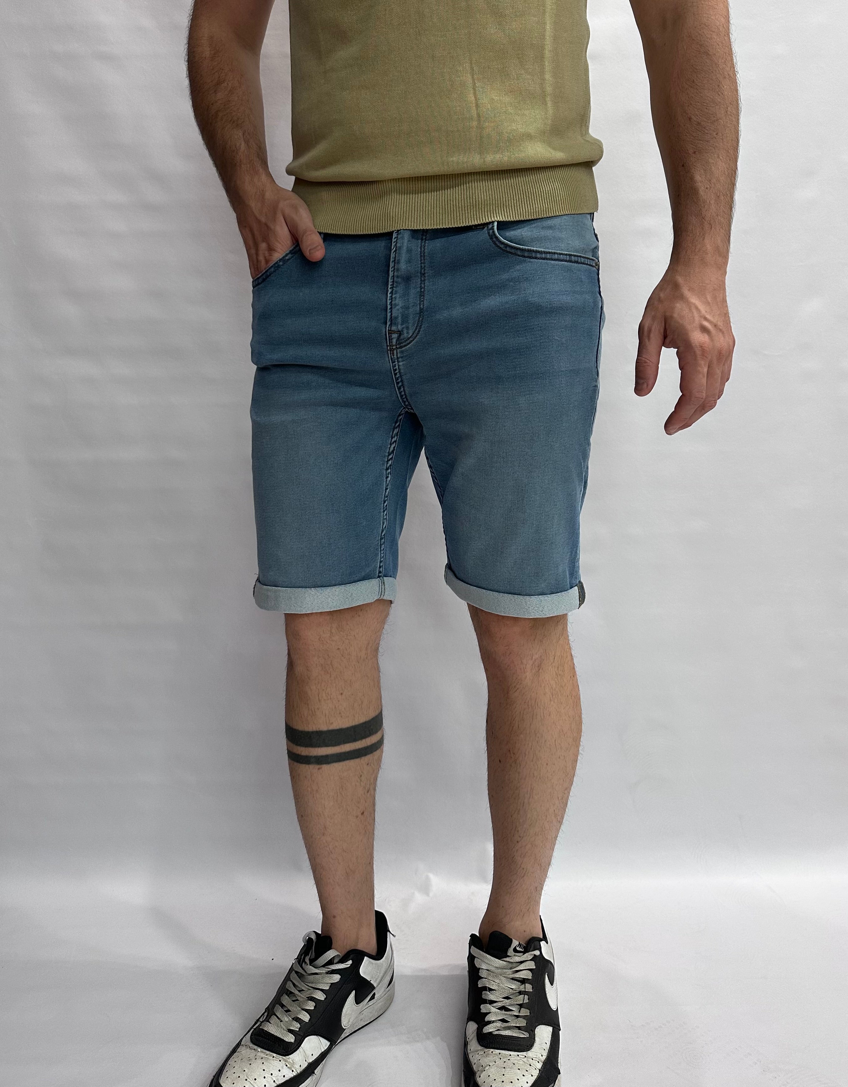 Bermuda ONLY&SONS asciutto di gamba, elasticizzato, con chiusura bottone e cerniera - COD: ONSPLYJOG