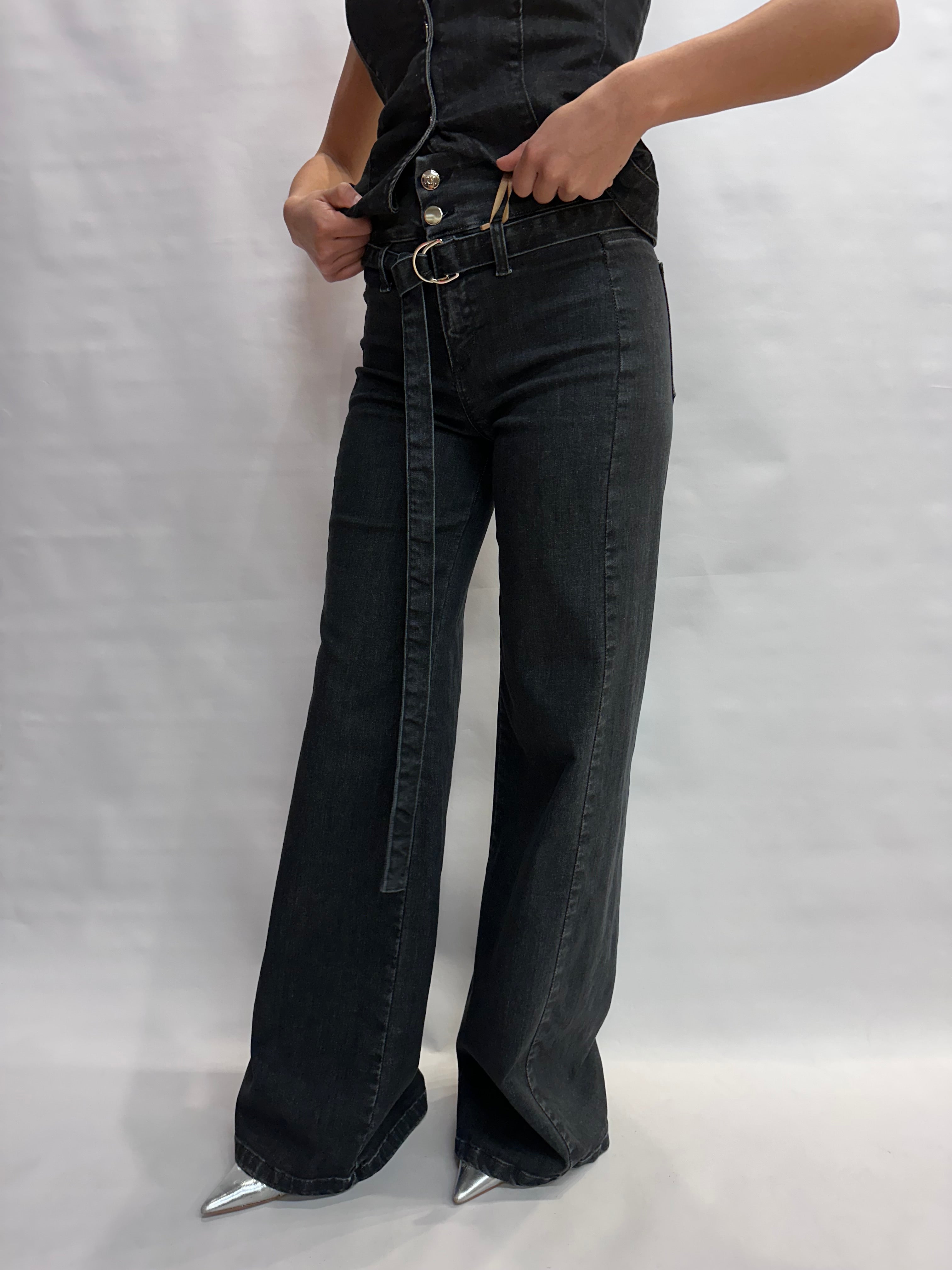 Jeans RINASCIMENTO gamba ampia disponibile anche con gilet in coordinato- COD: CFC0127955003