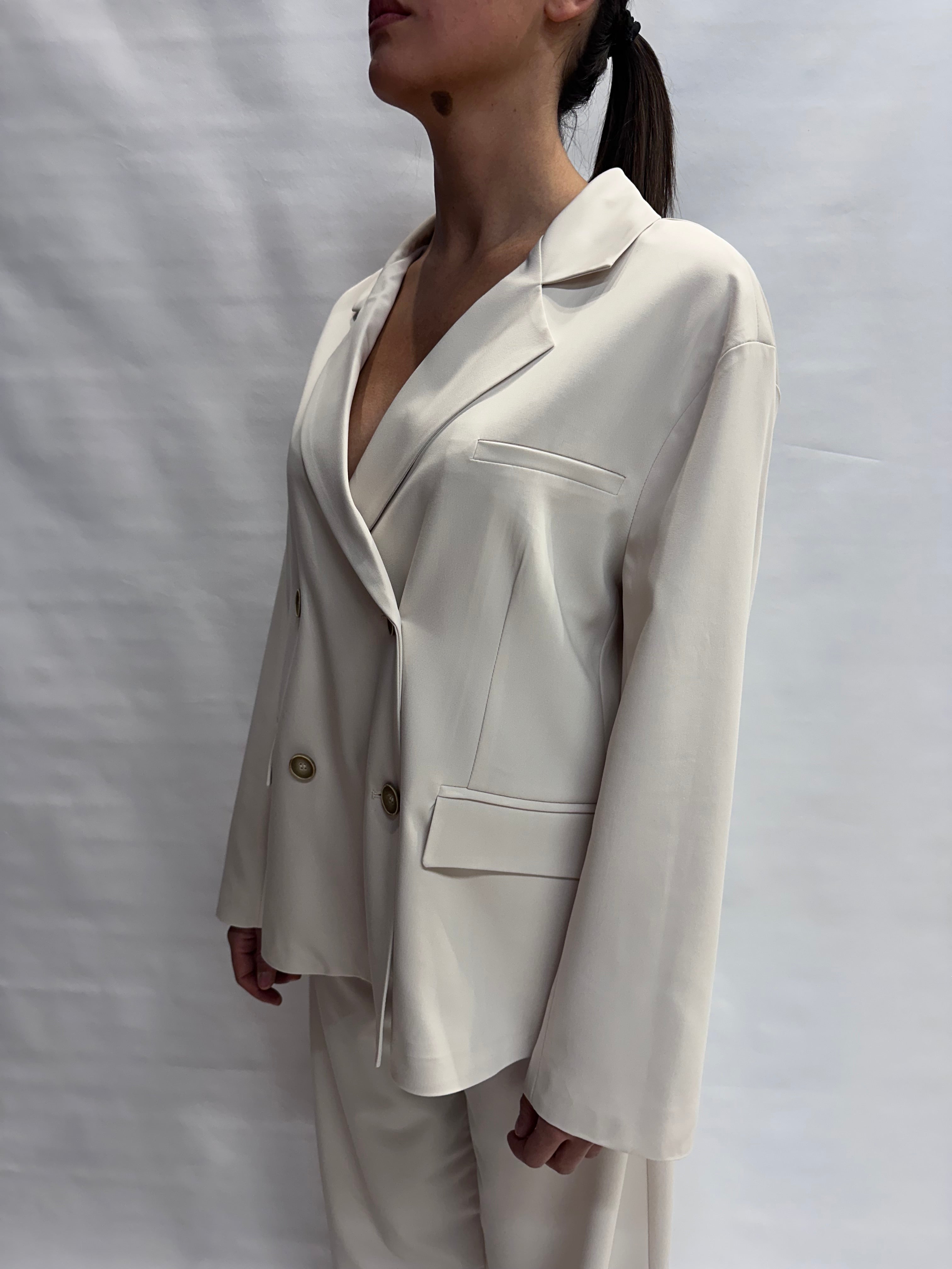 Giacca TENSIONE IN leggermente over disponibile anche con pantalone in coordinato COD: 26B3865