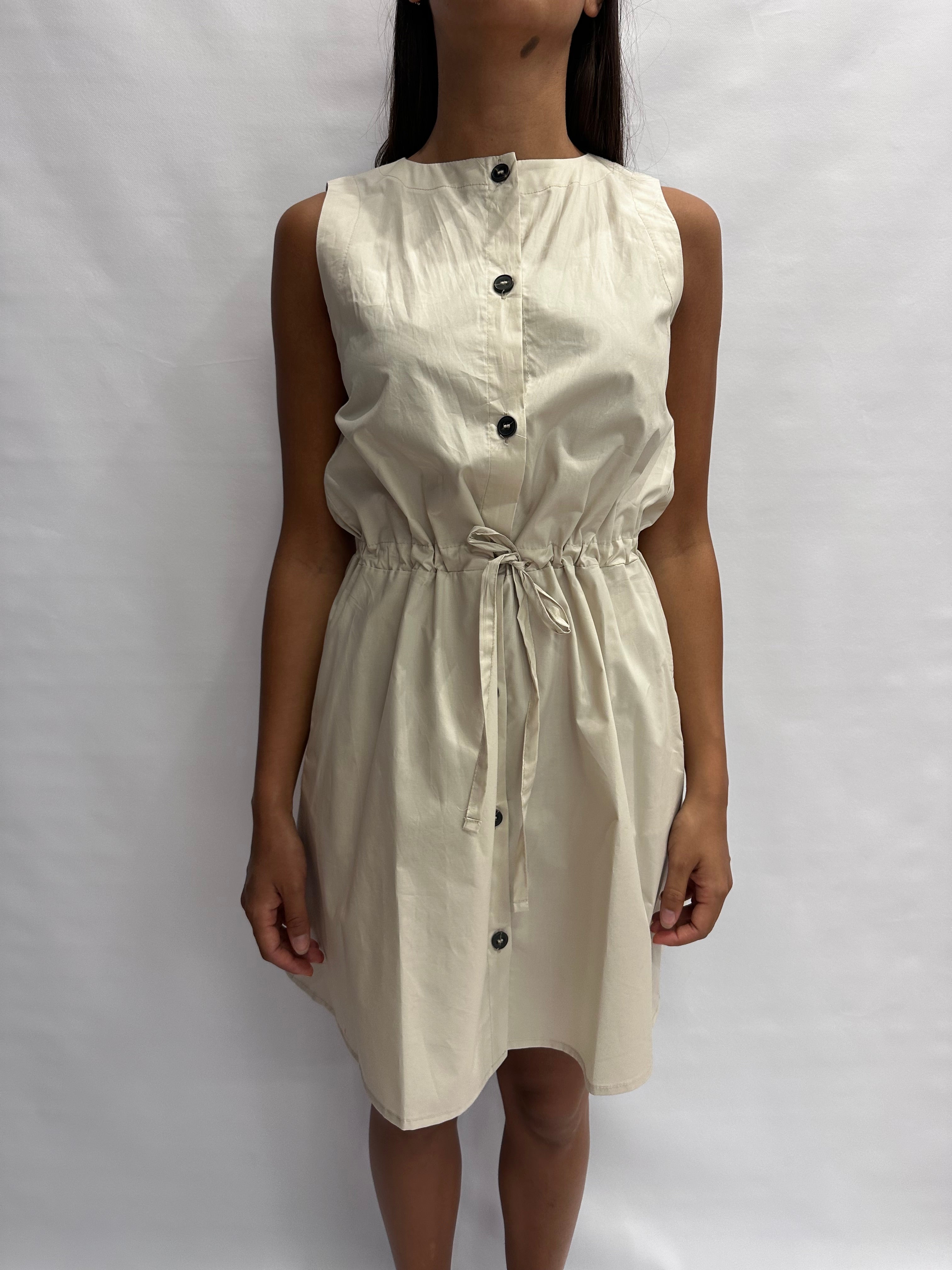 Abito TENSIONE IN 100% Cotone con tasche, chiusura a bottoni e coulisse in vita - COD: 26V5483