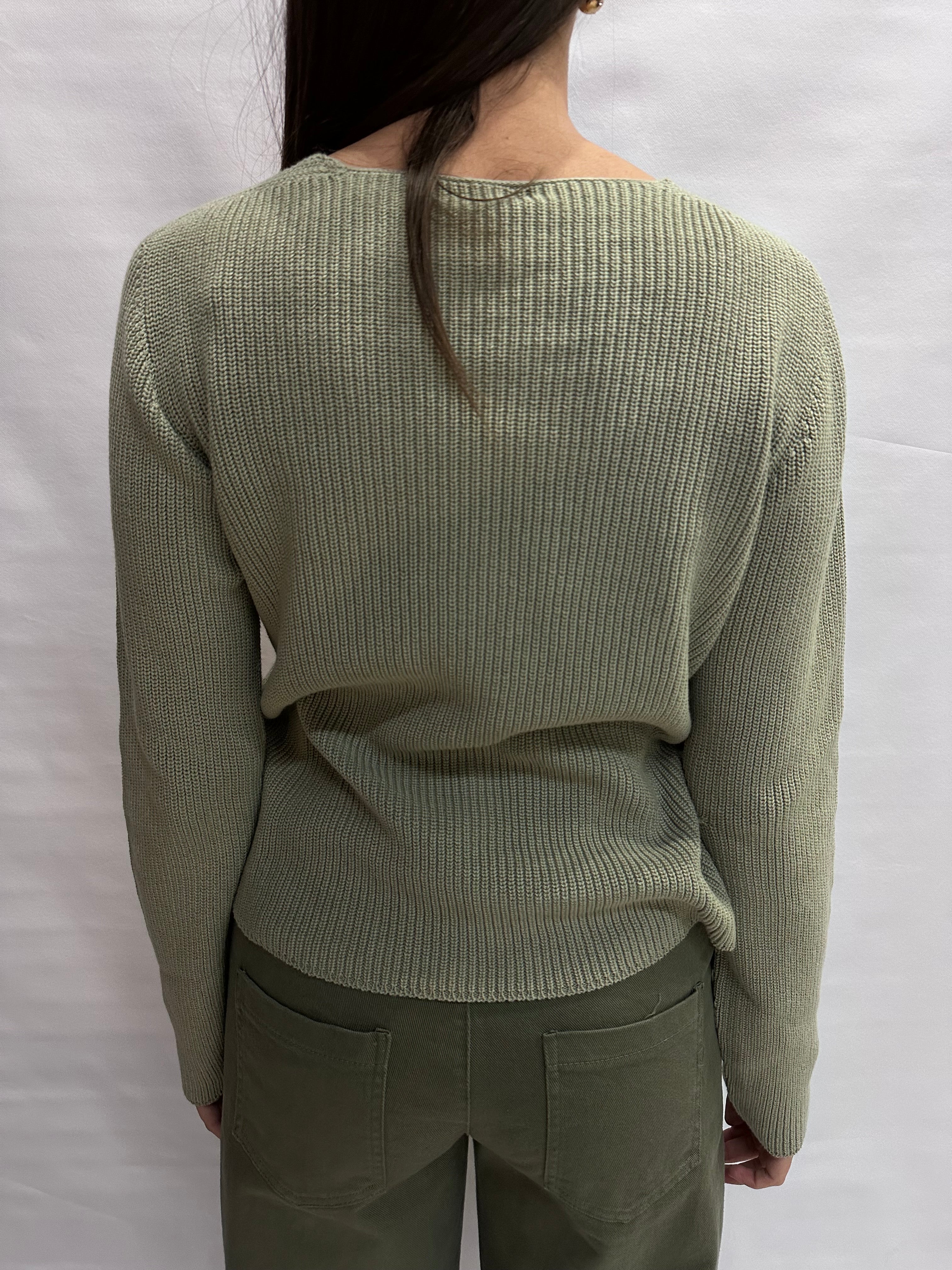 Cardigan TENSIONE IN taglio giacca con chiusura a bottoni centrali e scollo a "V"- COD: 16044