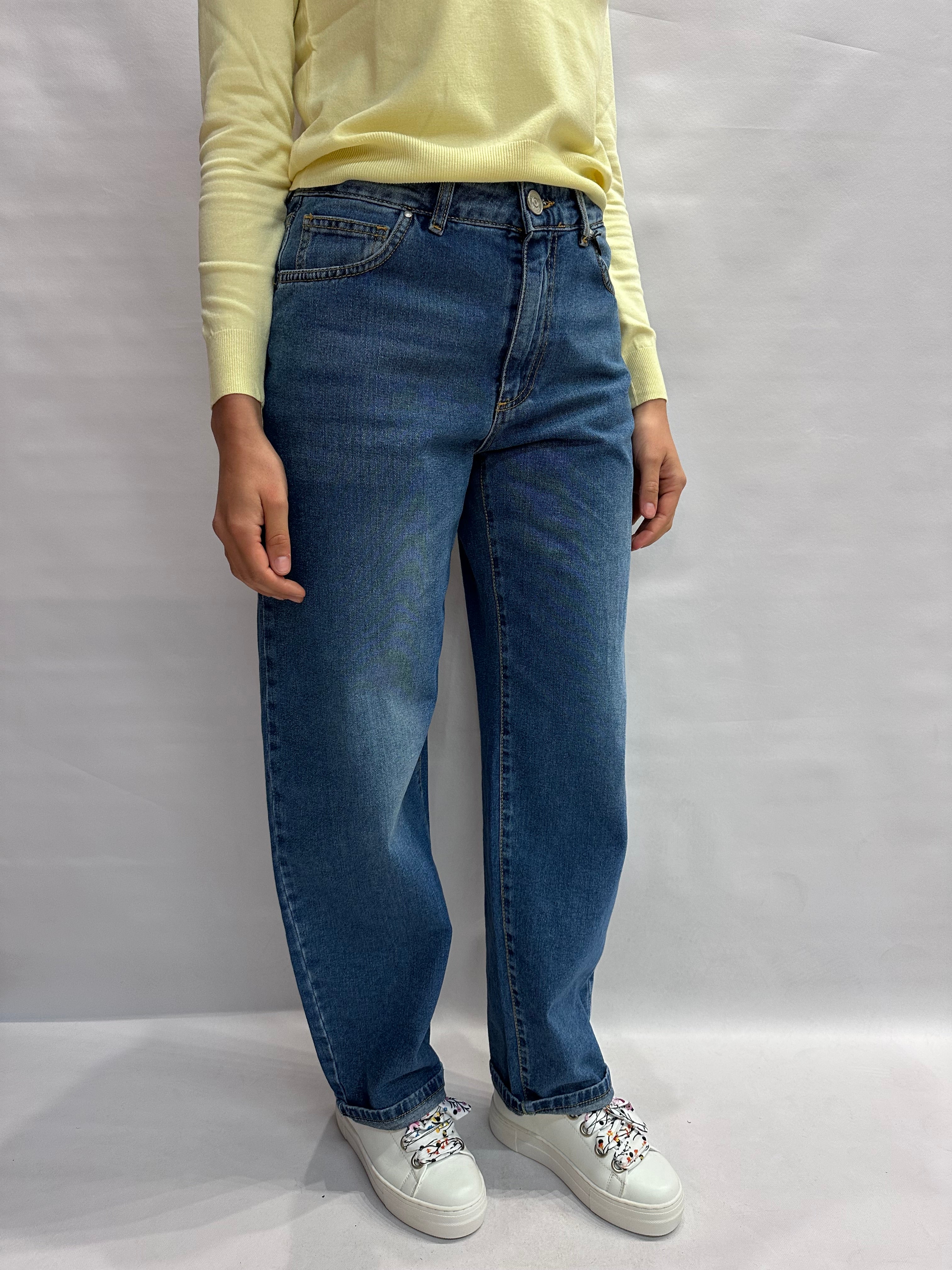 Jeans TENSIONE IN modello "Balloon" gamba ampia e fondo largo - COD: ACCADEMIA304