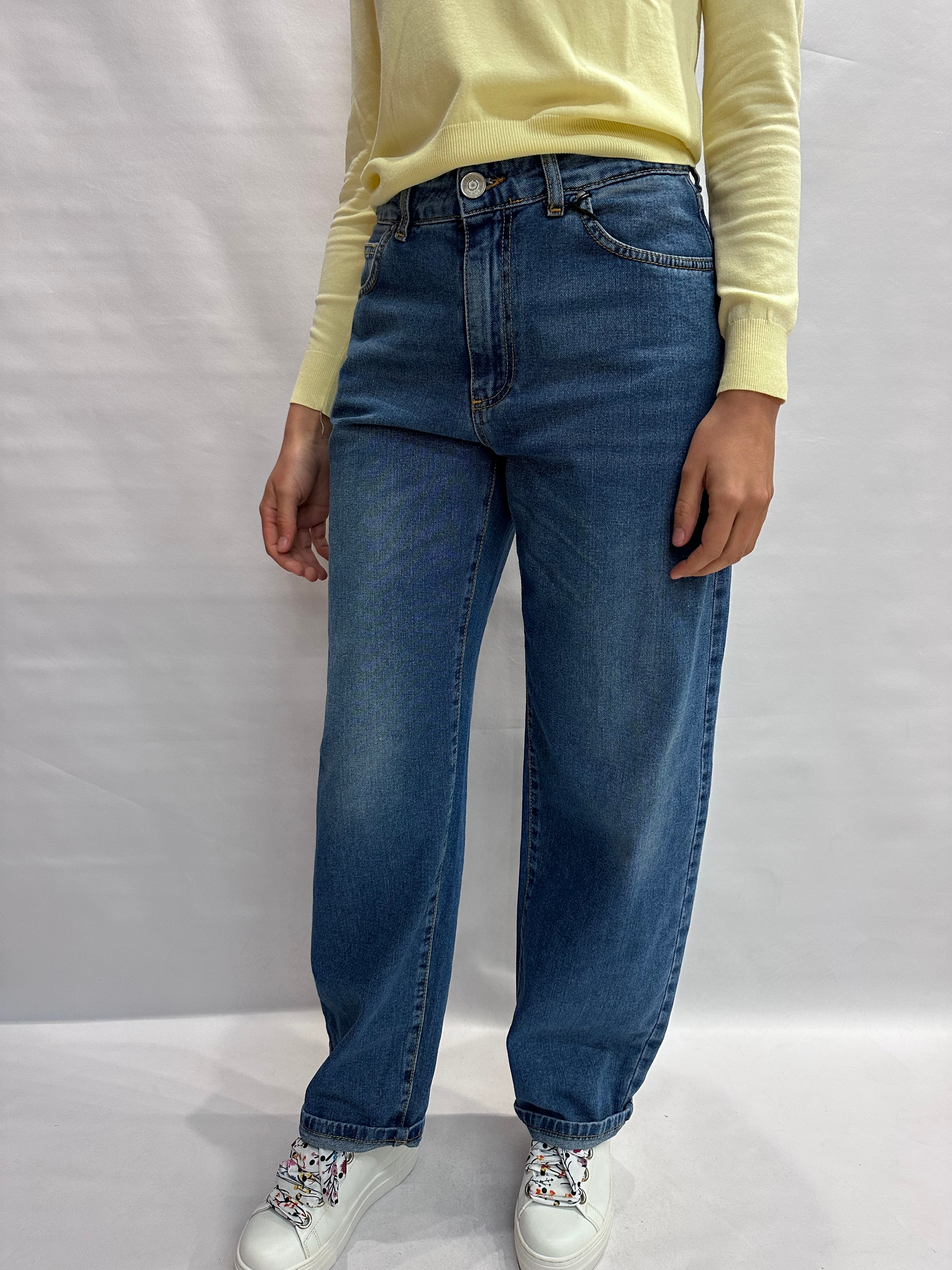 Jeans TENSIONE IN modello "Balloon" gamba ampia e fondo largo - COD: ACCADEMIA304