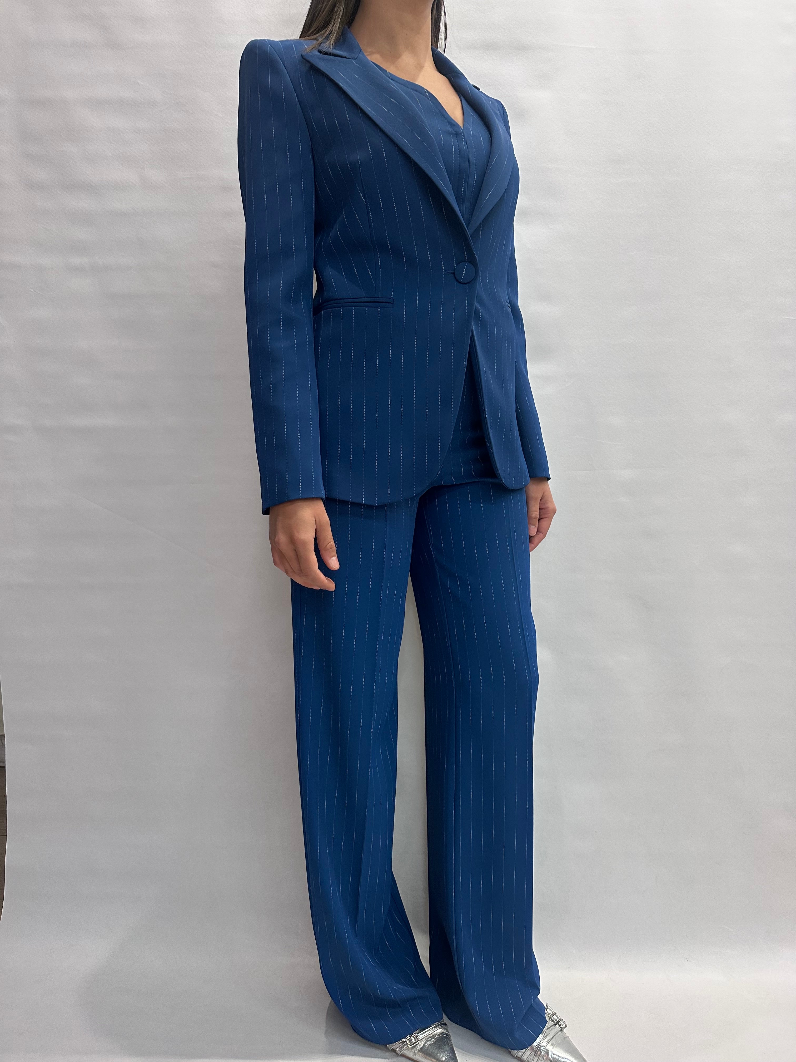 Coordinato RINASCIMENTO gessato in tessuto fluido comprensivo di pantalone, gilet e giacca, COD: CFC0128021003 e CFC0128030003 e CFC0128027003