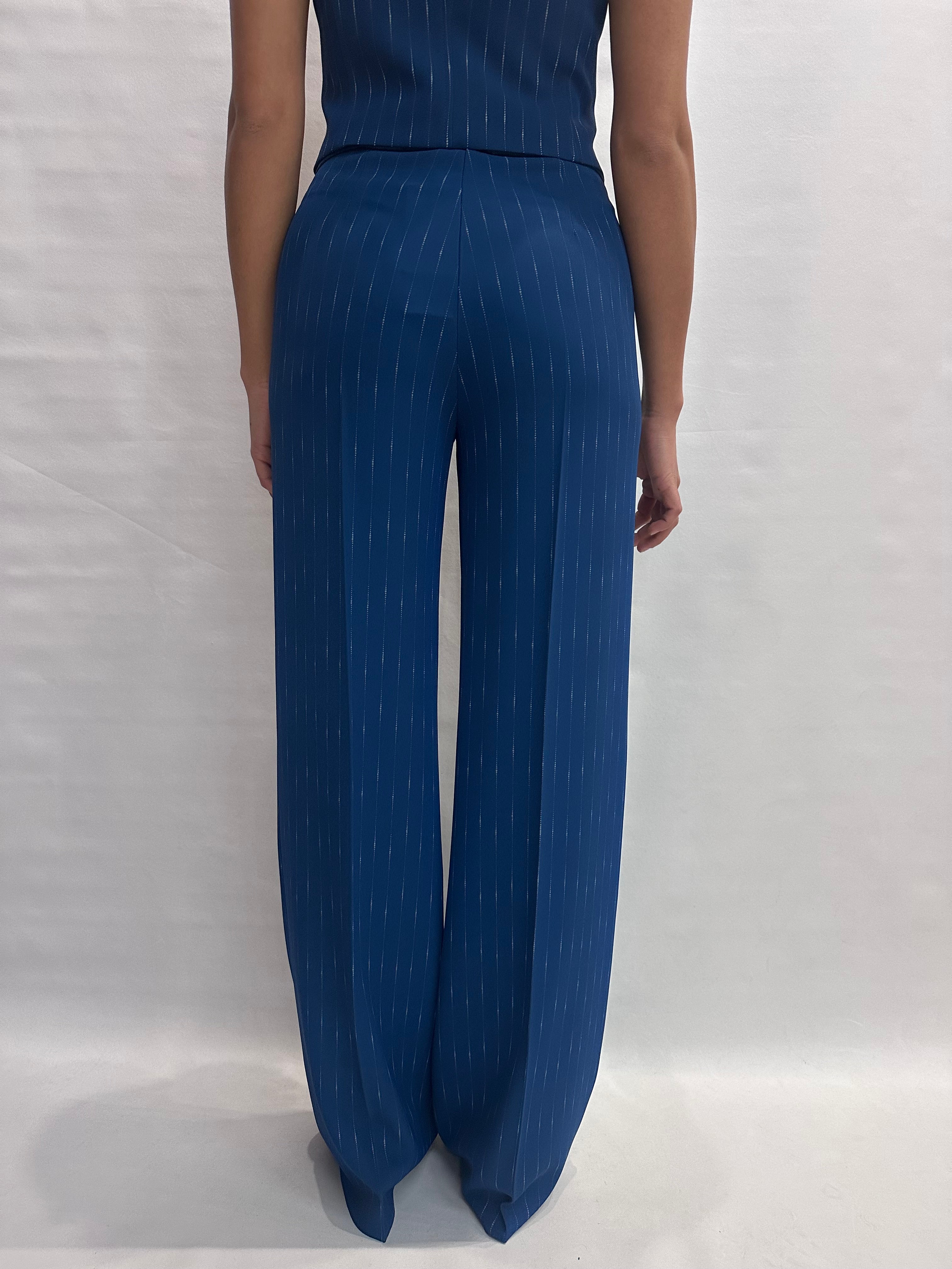 Coordinato RINASCIMENTO gessato in tessuto fluido comprensivo di pantalone, gilet e giacca, COD: CFC0128021003 e CFC0128030003 e CFC0128027003