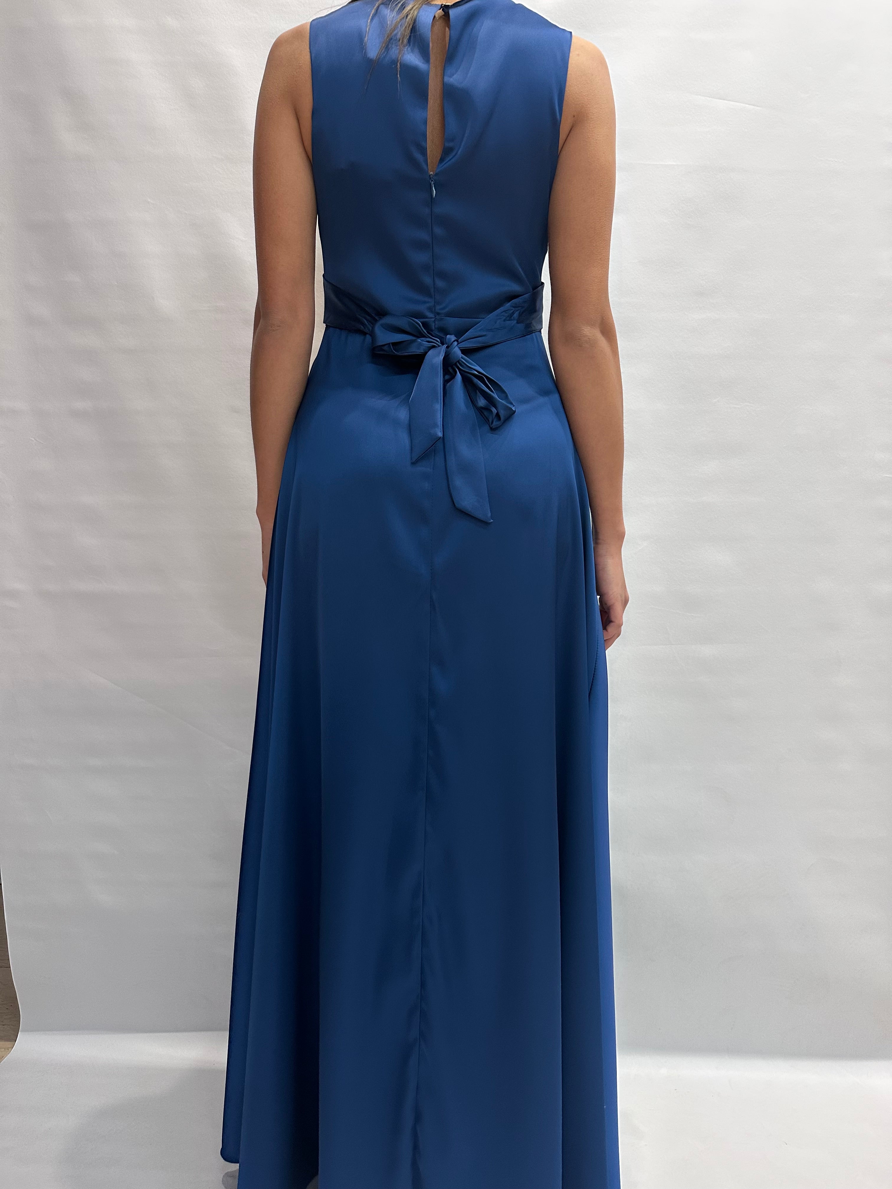 Abito RINASCIMENTO lungo in raso con scollo a "V" - COD: CFC012763303