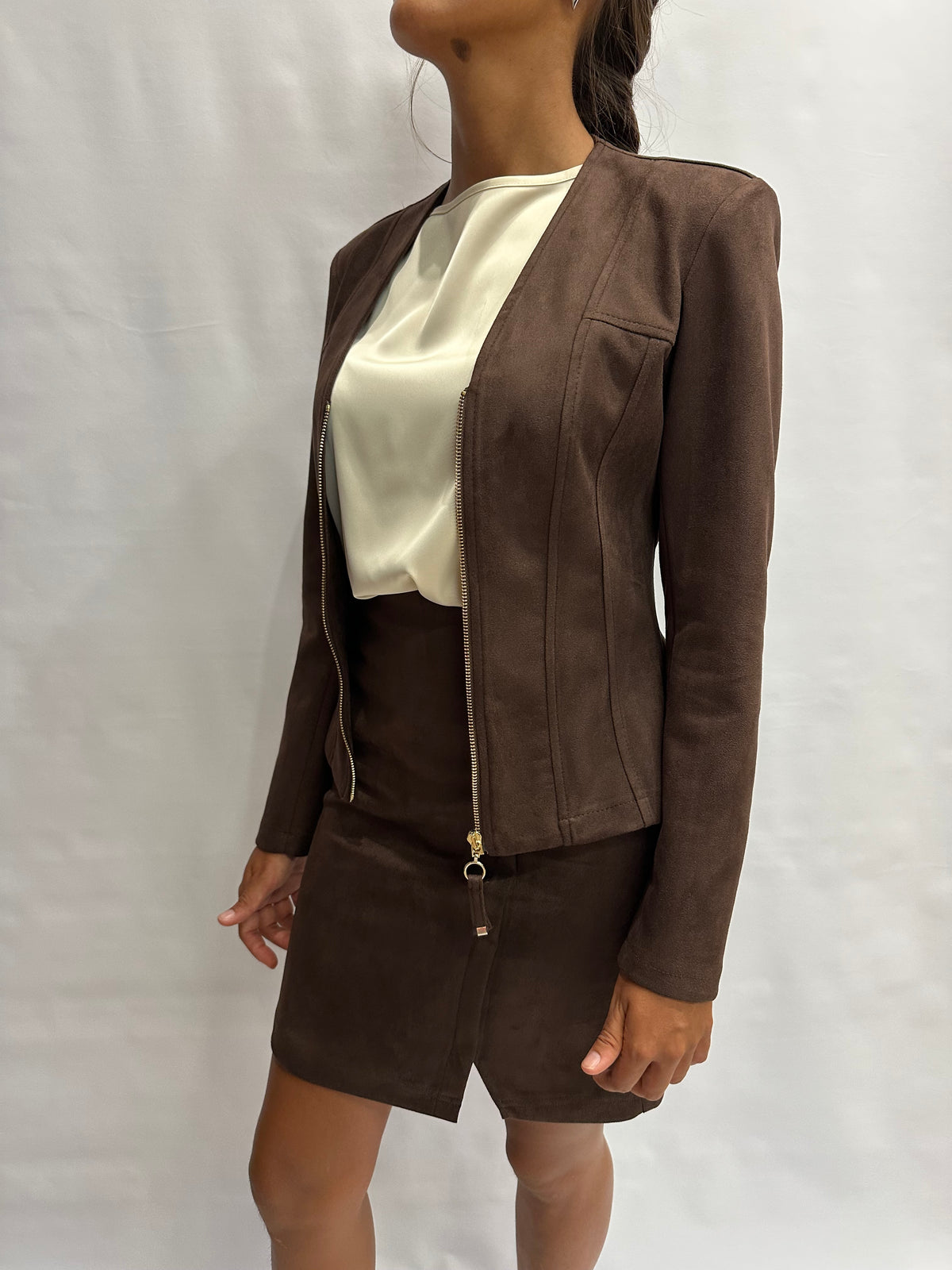 Coordinato RINASCIMENTO composto da gonna e giubbino/giacca in ecopelle scamosciata - Cod: CFC0130676003 e CFC0130583003