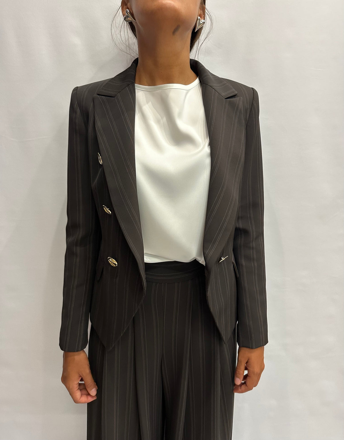 Giacca RINASCIMENTO gessata doppiopetto in fluido disponibile anche con pantalone in coordinato - COD: CFC0130474003