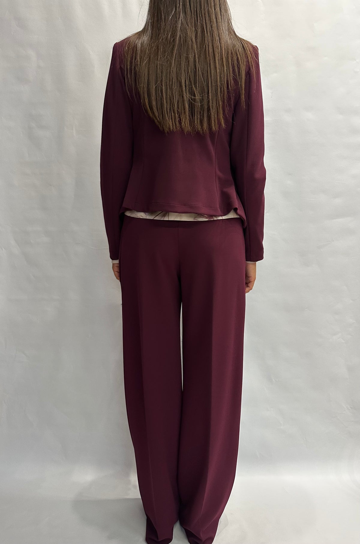 Pantalone RINASCIMENTO in crêpe a palazzo, vita alta con tasche disponibile anche con una giacca in coordinato COD: CFC0130218003