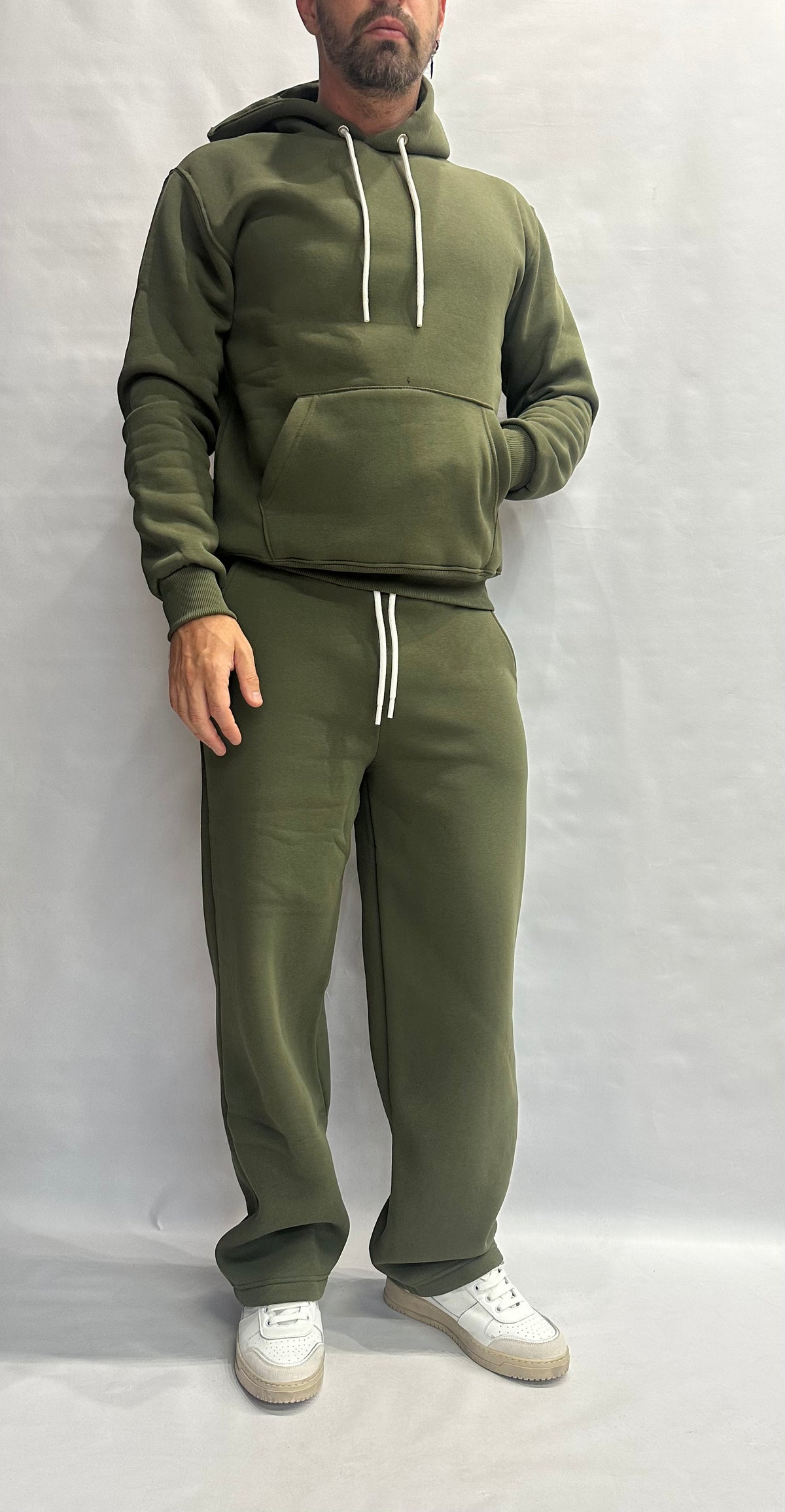 Pantalone BERNA tuta morbido di gamba disponibile anche con due felpe in coordinato COD: 262075418