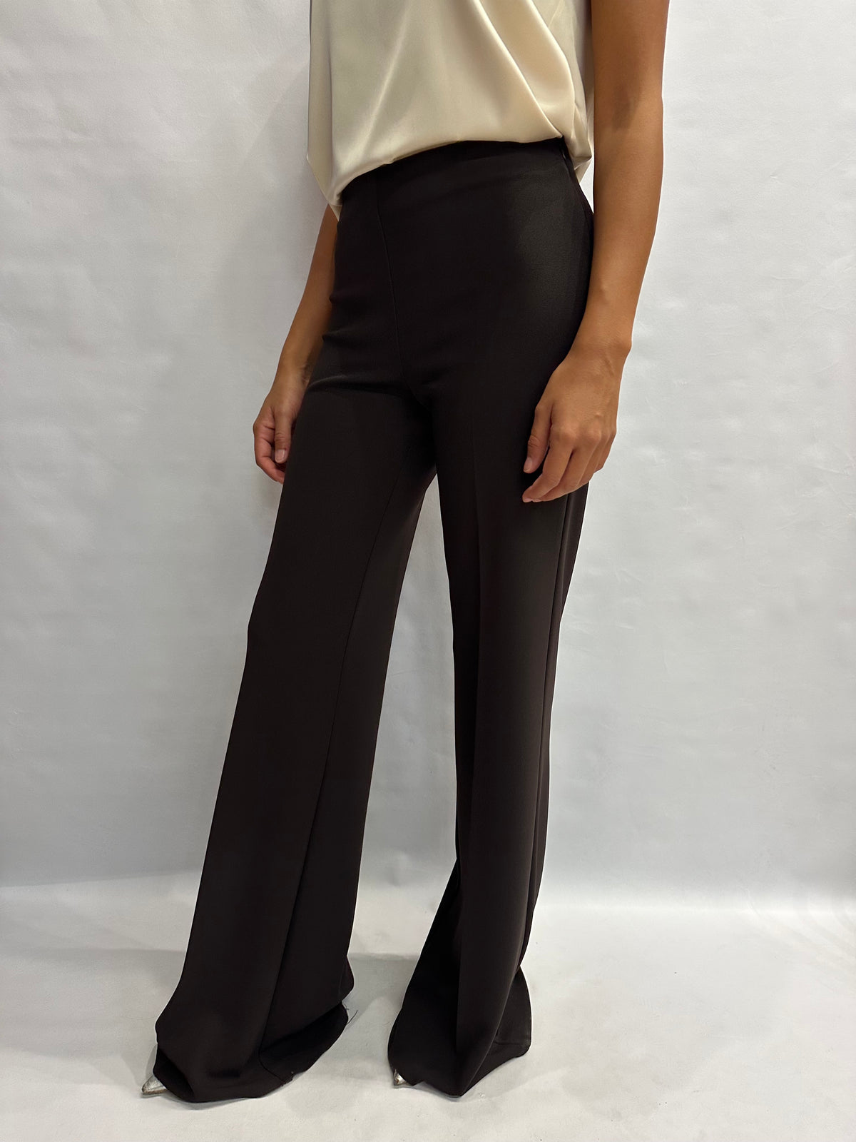 Pantalone RINASCIMENTO (MARRONE) in crêpe a palazzo disponibile anche con giacca in coordinato COD: CFC0130163003