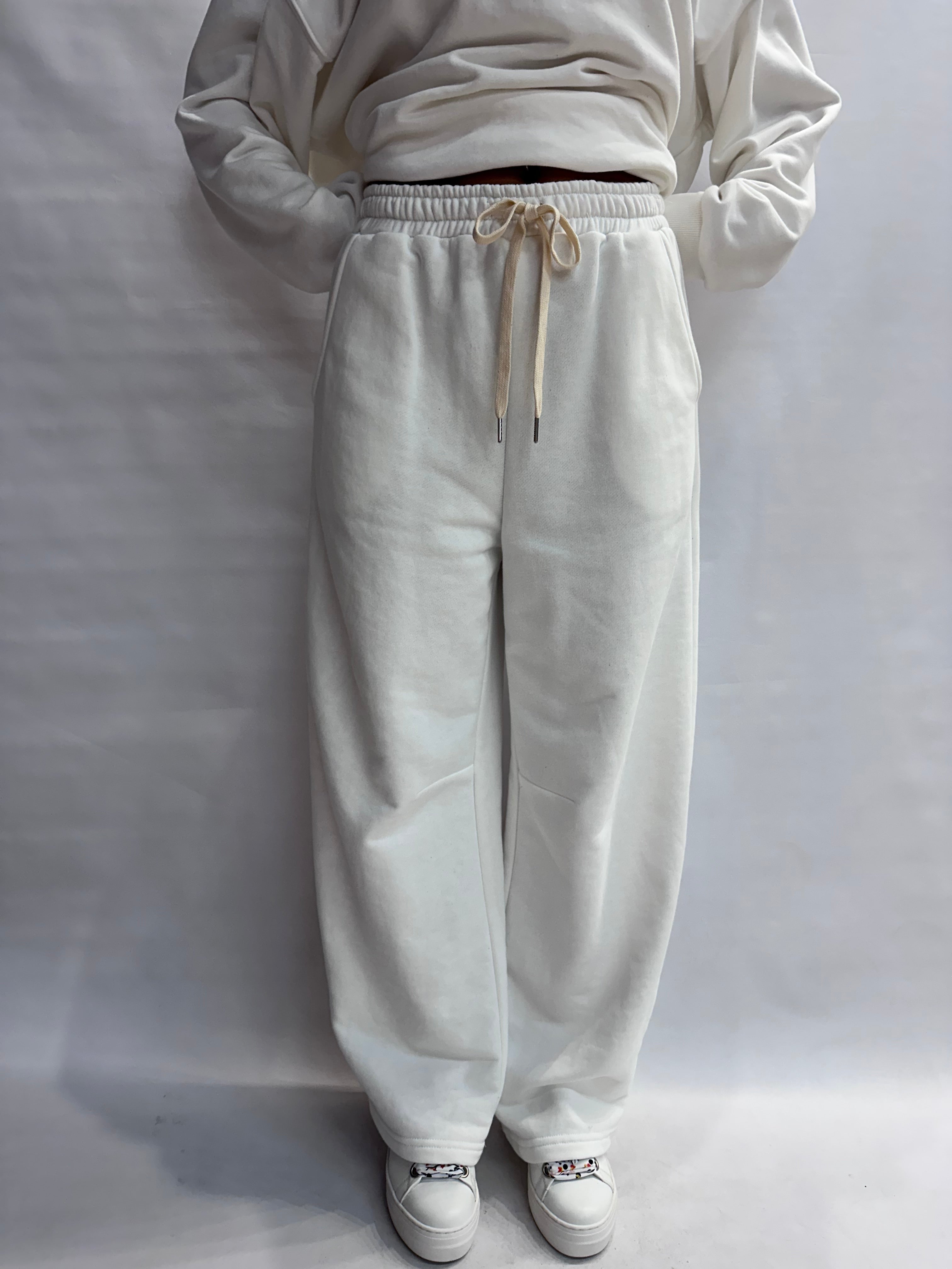 Pantalone TENSIONE IN tuta disponibile anche con felpa in coordinato COD: 26P3707