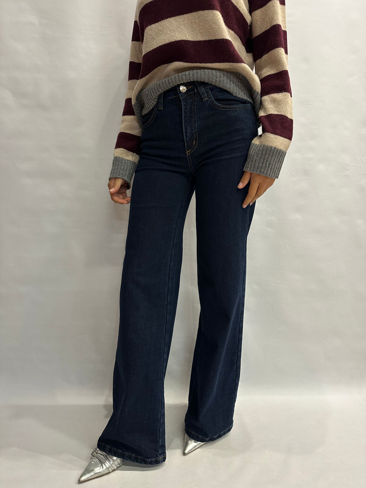 Jeans RINASCIMENTO a palazzo Blu Scuro - COD: CFC0129938003