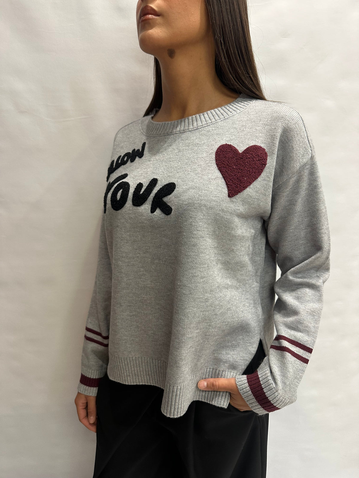 Maglione BLUEJOINT con scritta in rilievo "Follow Your <3" , COD: 265C6051