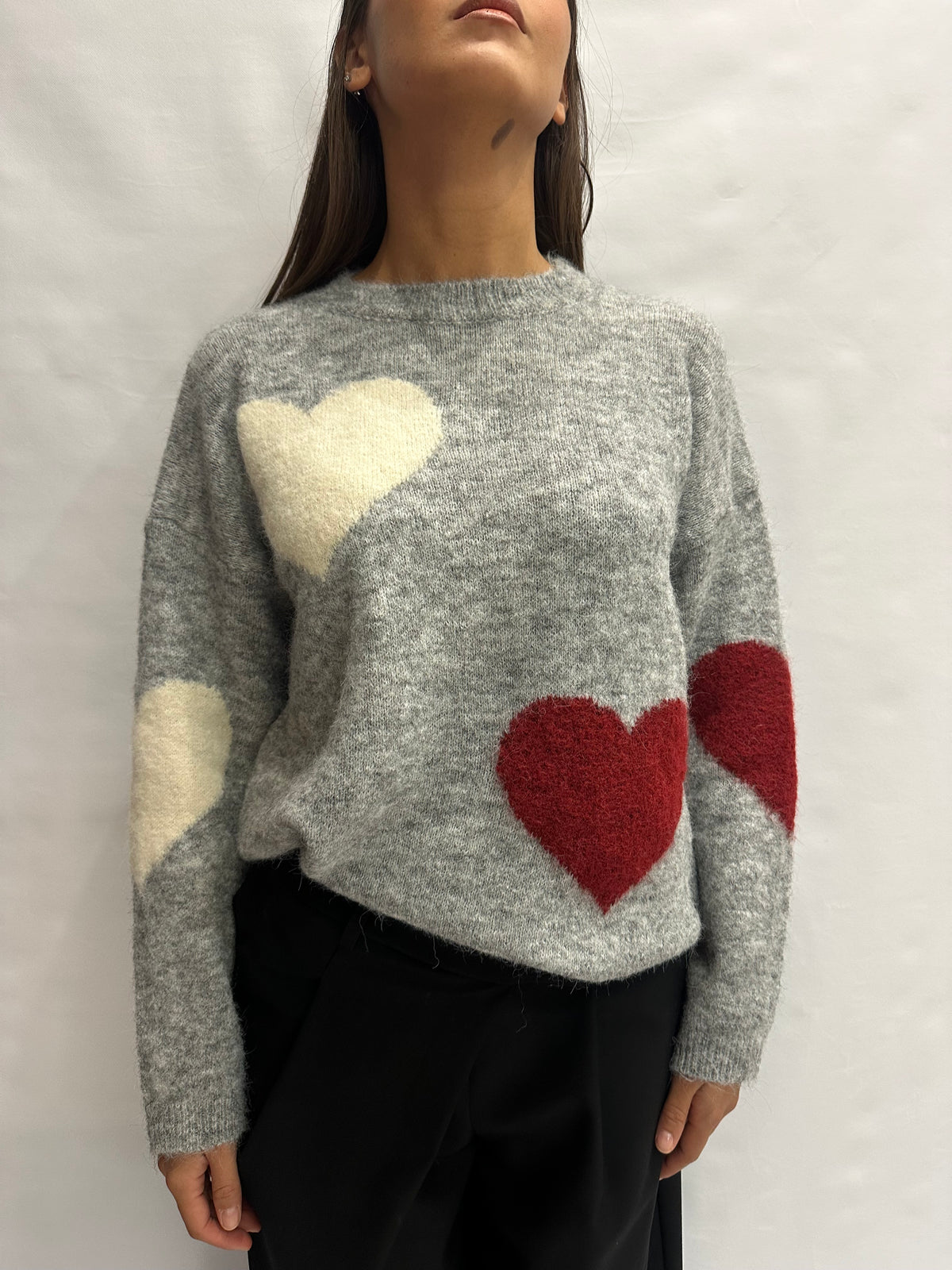 Maglione BLUEJOINT regular con cuori variante Grigia, COD: M94095