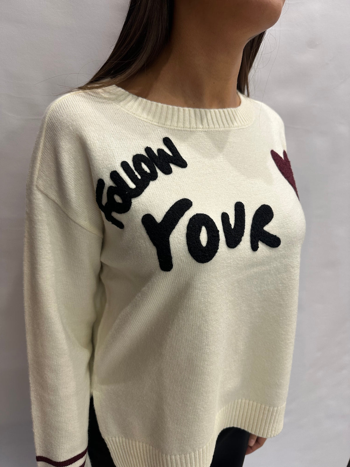 Maglione BLUEJOINT con scritta in rilievo "Follow Your <3" , COD: 265C6051