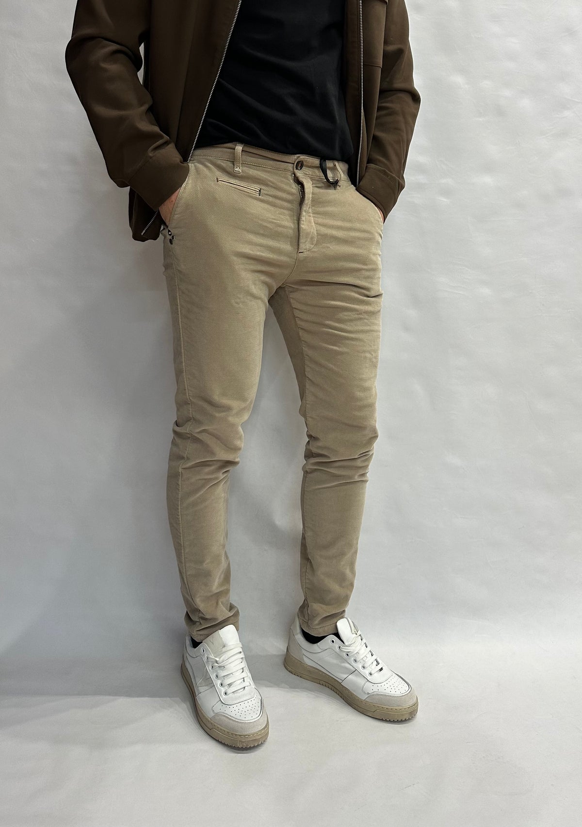 Pantalone BERNA modello chino in velluto armaturato - COD: 252136245