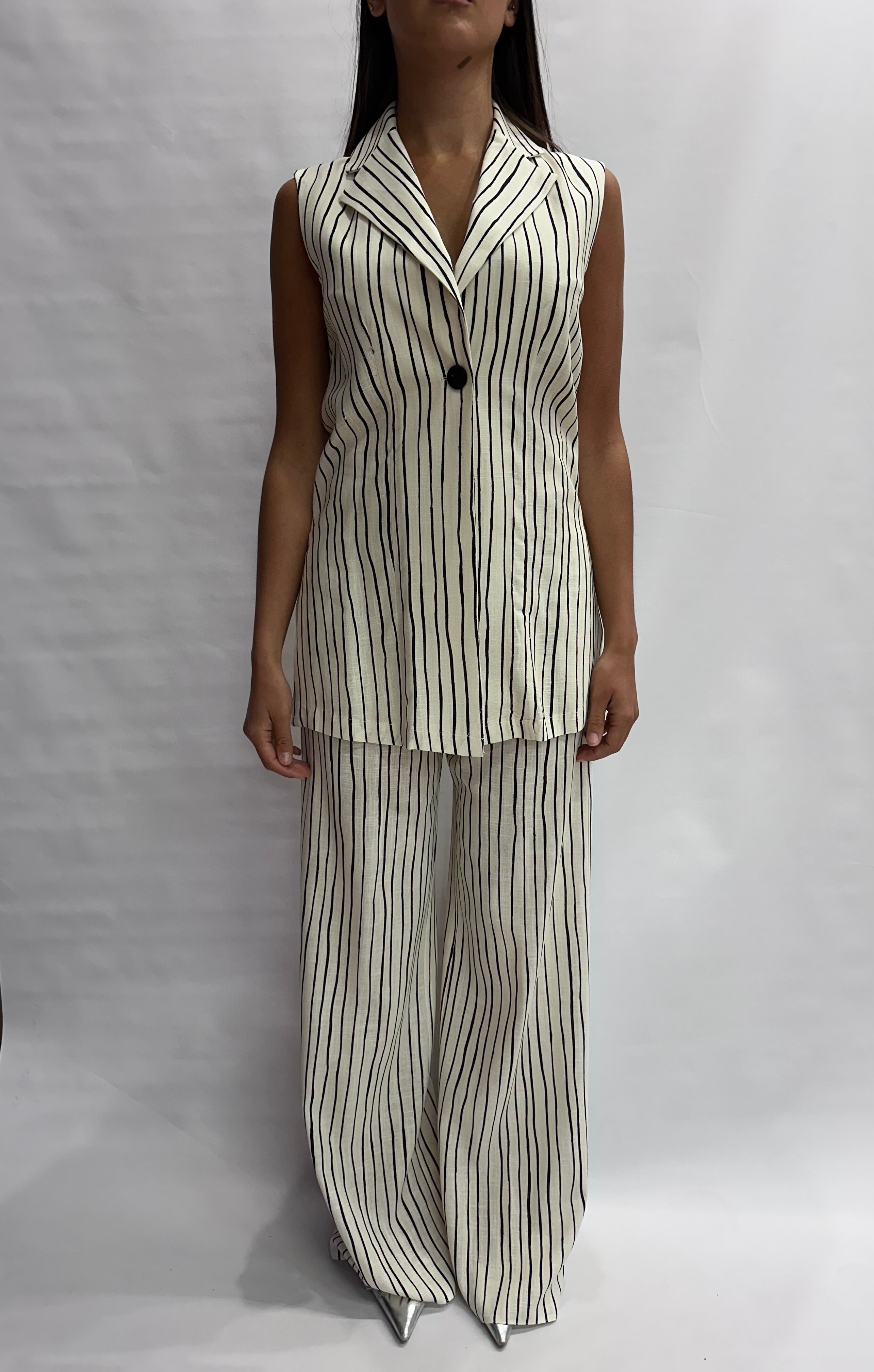 Tailleur RINASCIMENTO gessato composto da pantalone e gilet , COD: CFC0128872003 E CFC0128924003