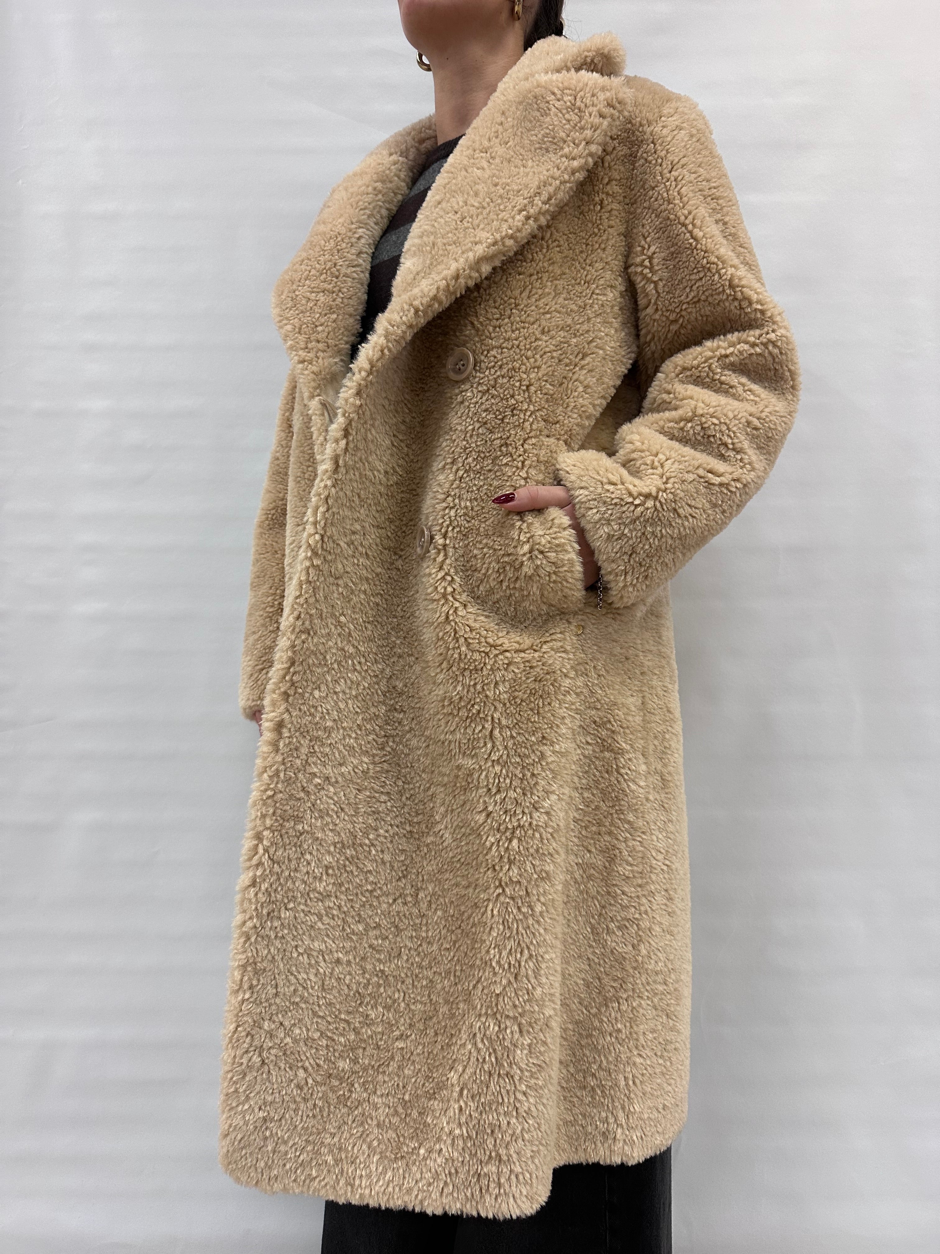 Cappotto RINASCIMENTO Teddy lungo con guanti - COD: CFC0122221003