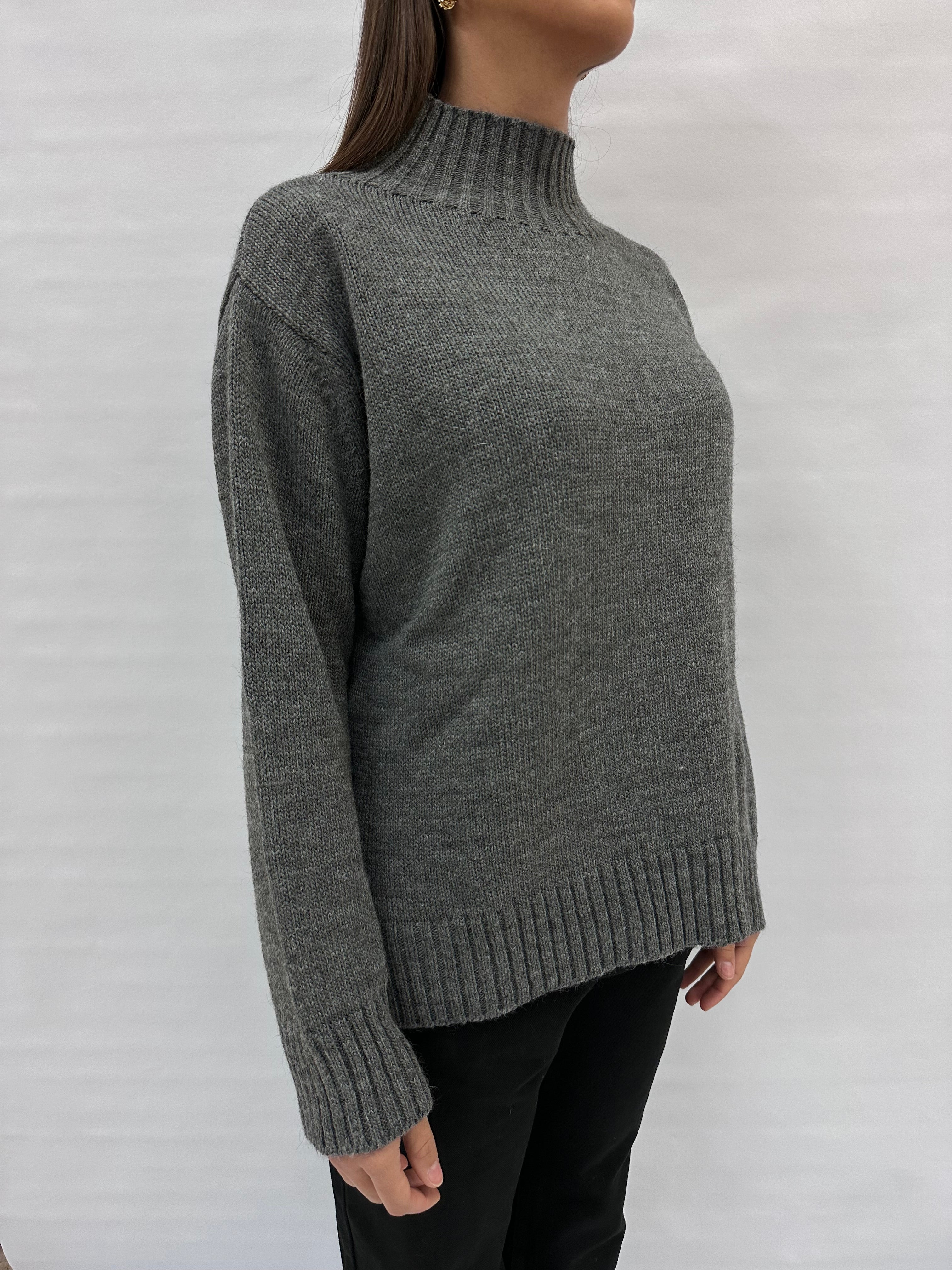 Maglione TENSIONE IN collo alto , COD: D82044