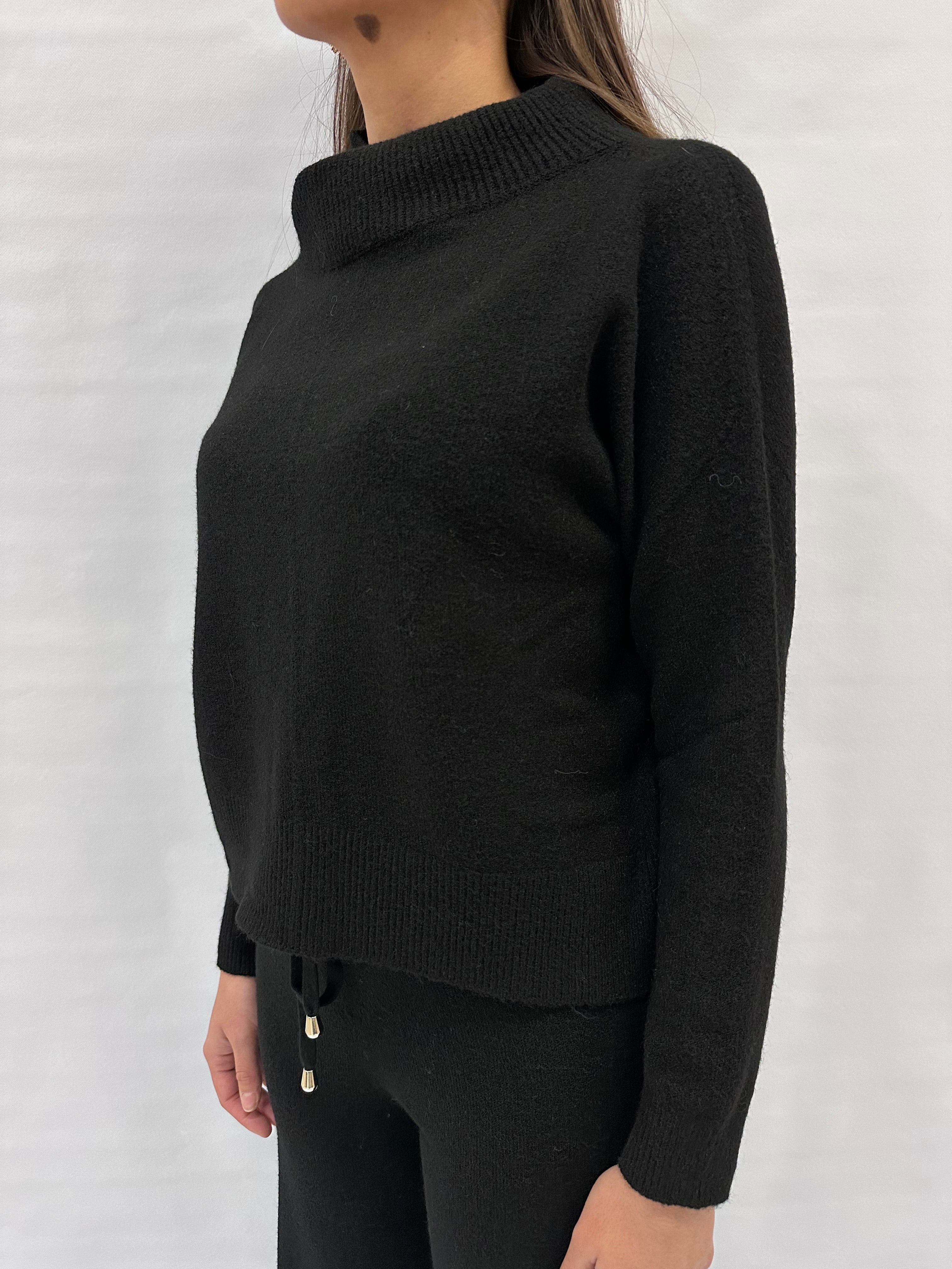 Maglia BLUEJOINT collo a ciambellina disponibile anche con pantalone in coordinato , COD: 27005