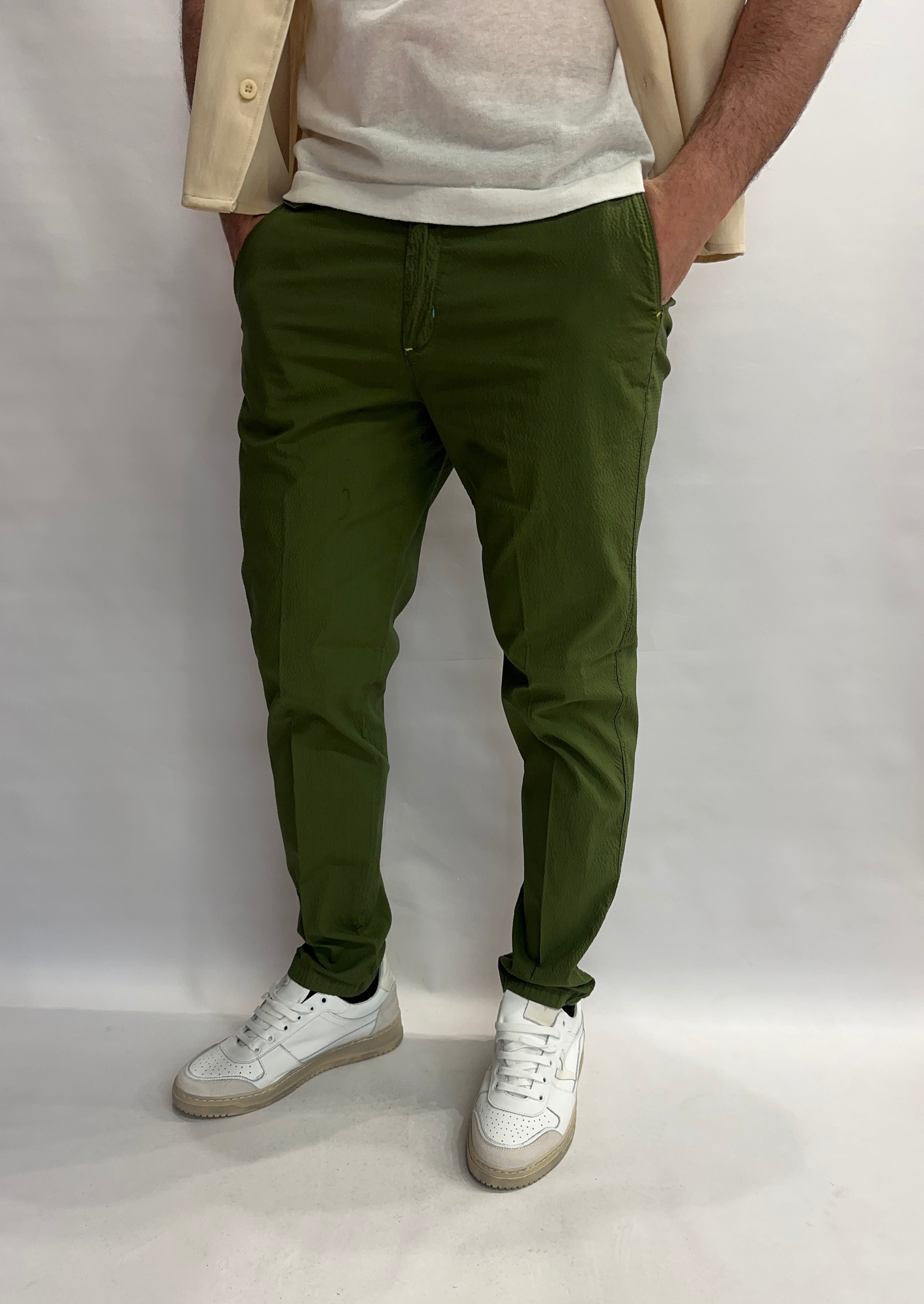 Pantalone BERNA modello chino in tessuto operato - COD: 261391318