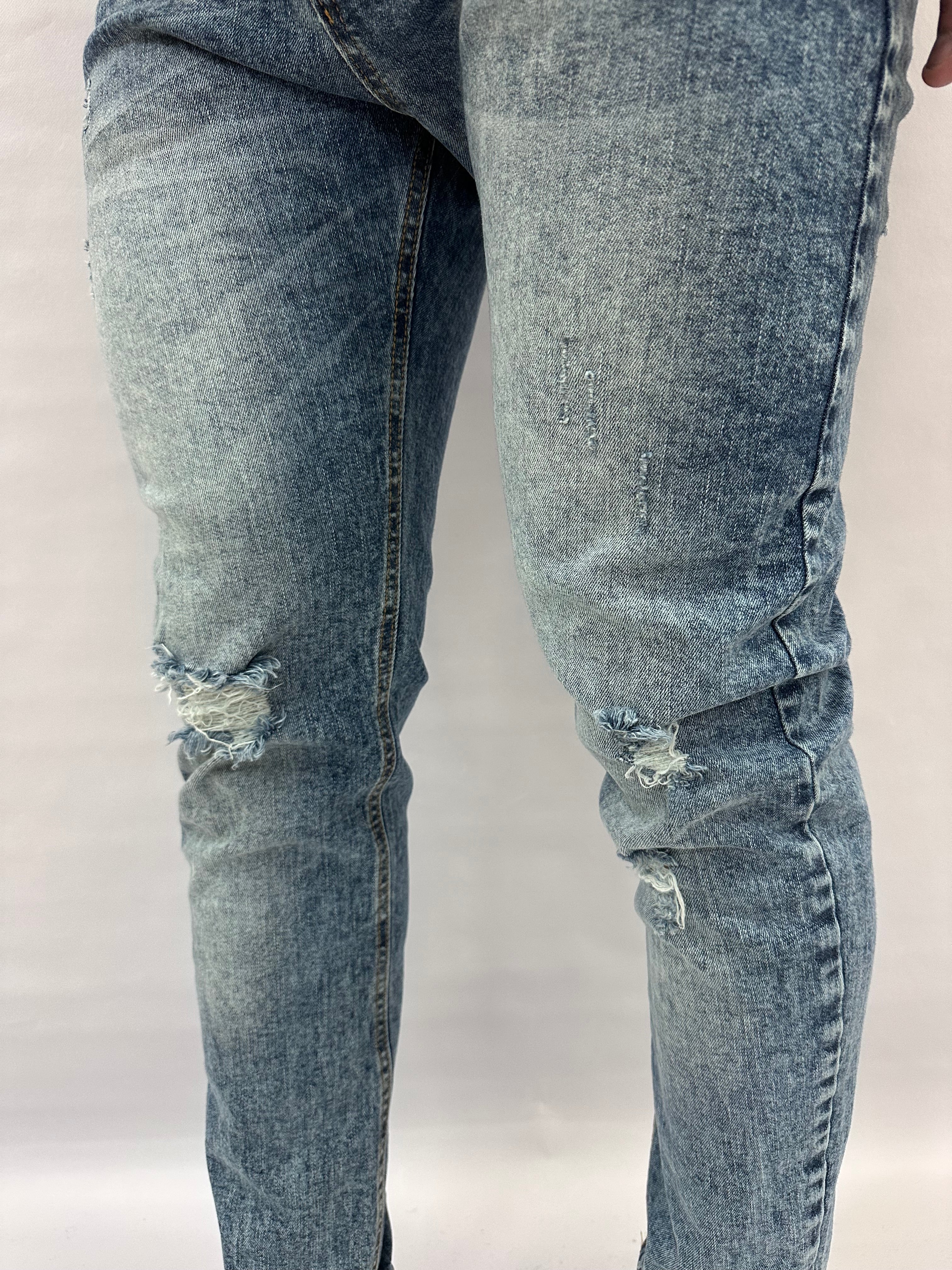 Jeans XAGON MAN slim, con strappi sulle ginocchia  - COD: UMR252