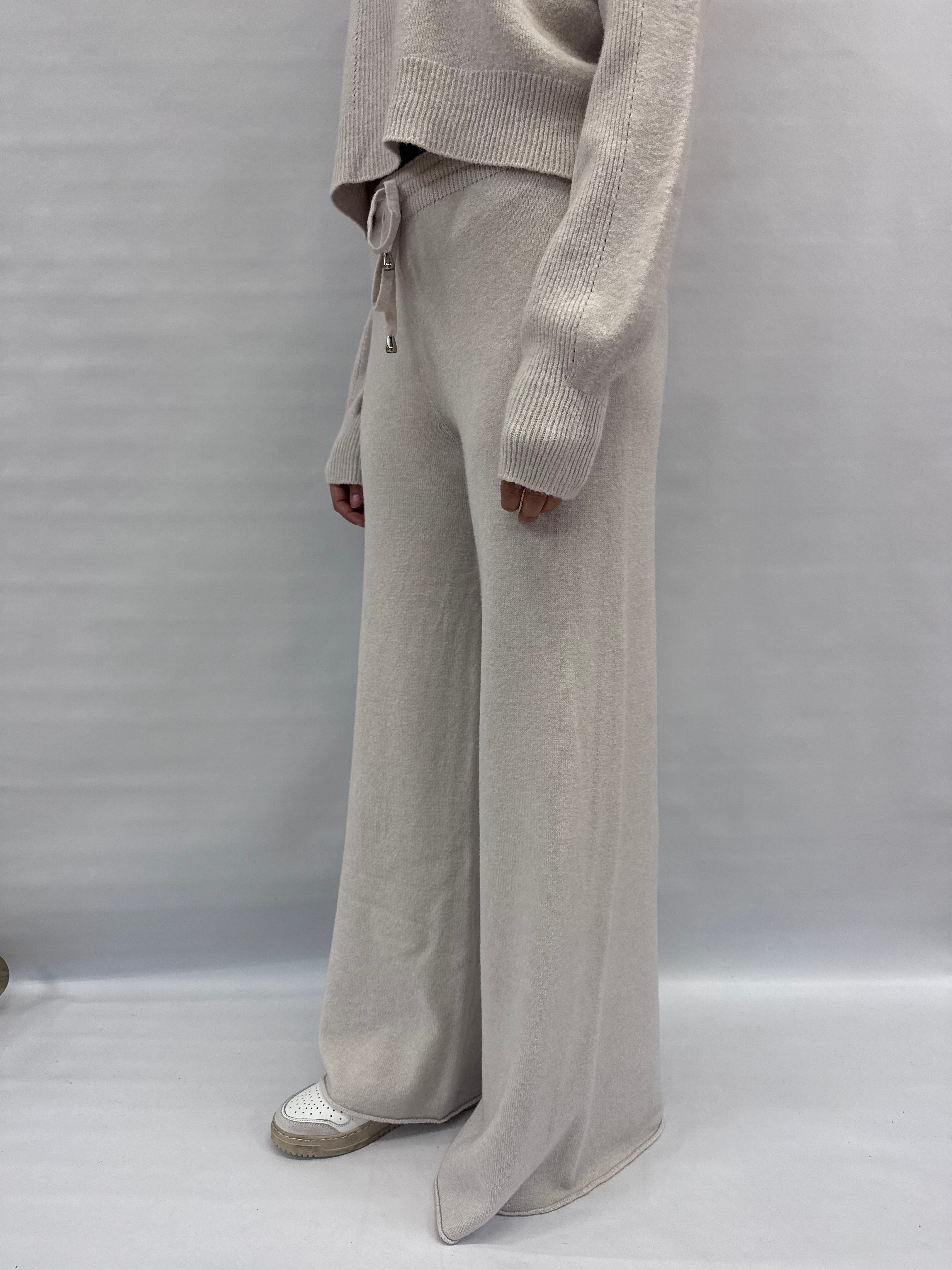 Pantalone BLUEJOINT in maglia a palazzo disponibile anche con maglia in coordinato COD: 370176