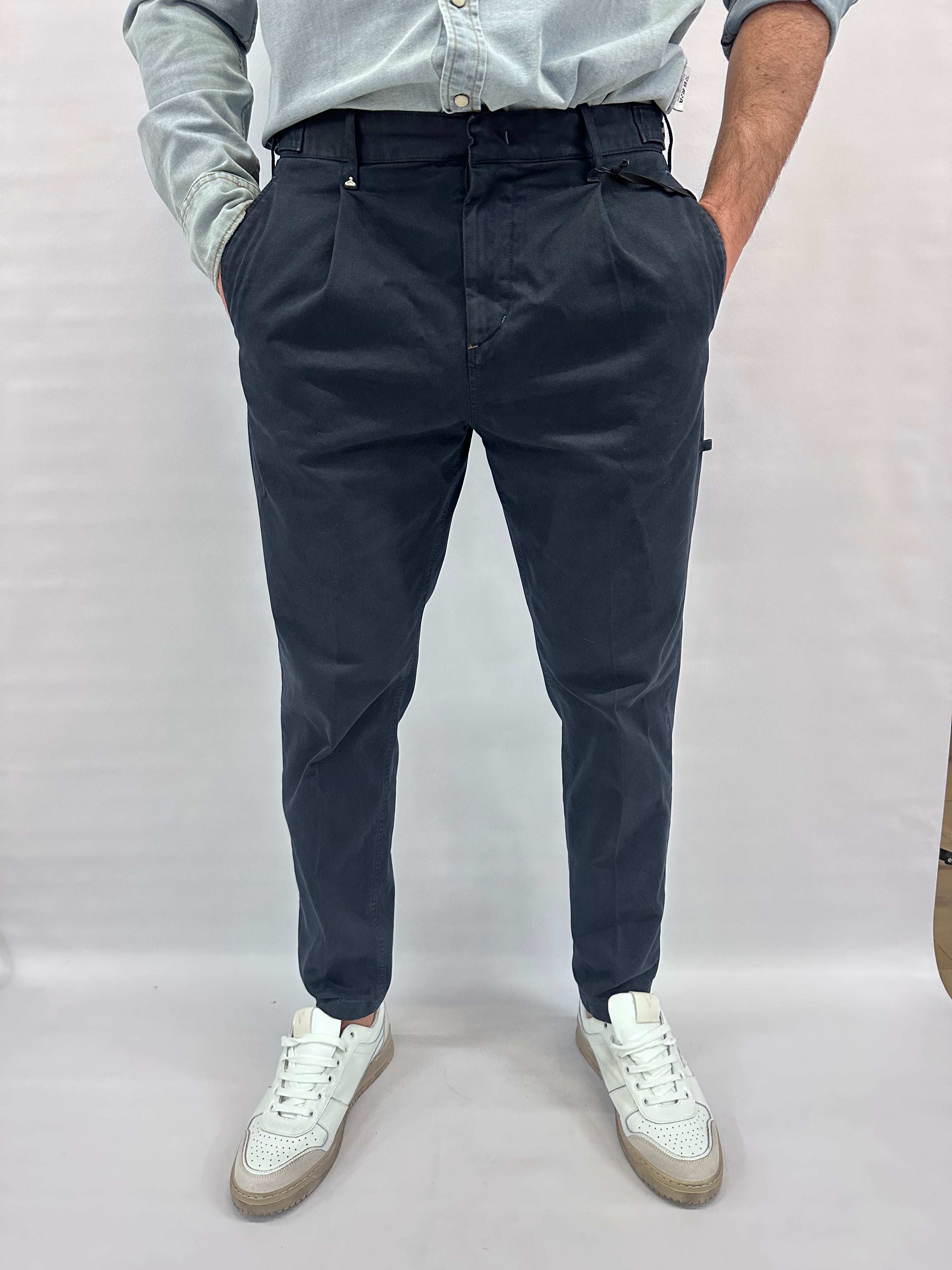 Pantalone BERNA modello chino con pences  - COD: 2460963