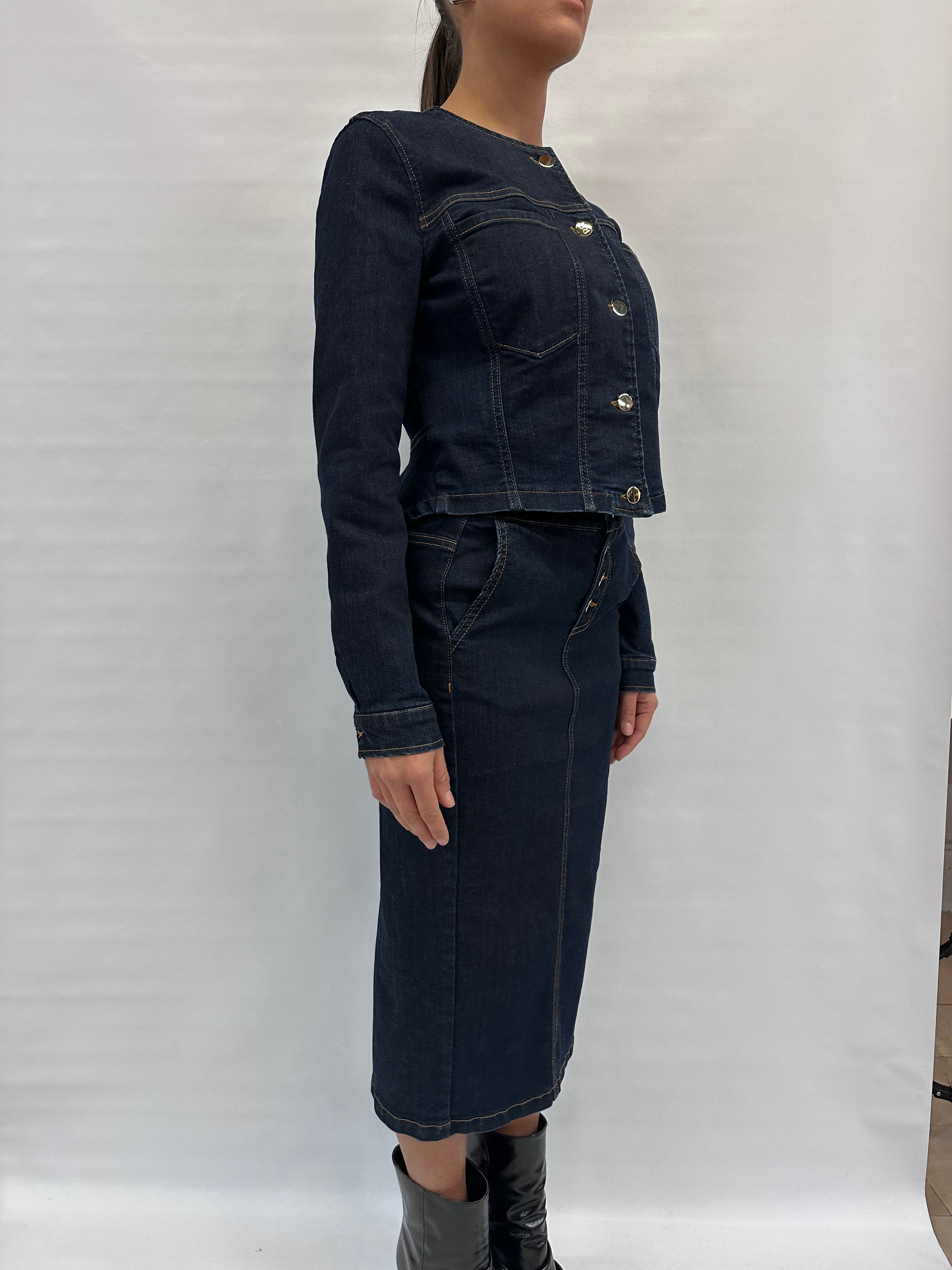 Coordinato RINASCIMENTO composto da gonna e giubbino in Jeans - Cod: CFC124962003 e CFC0124971003